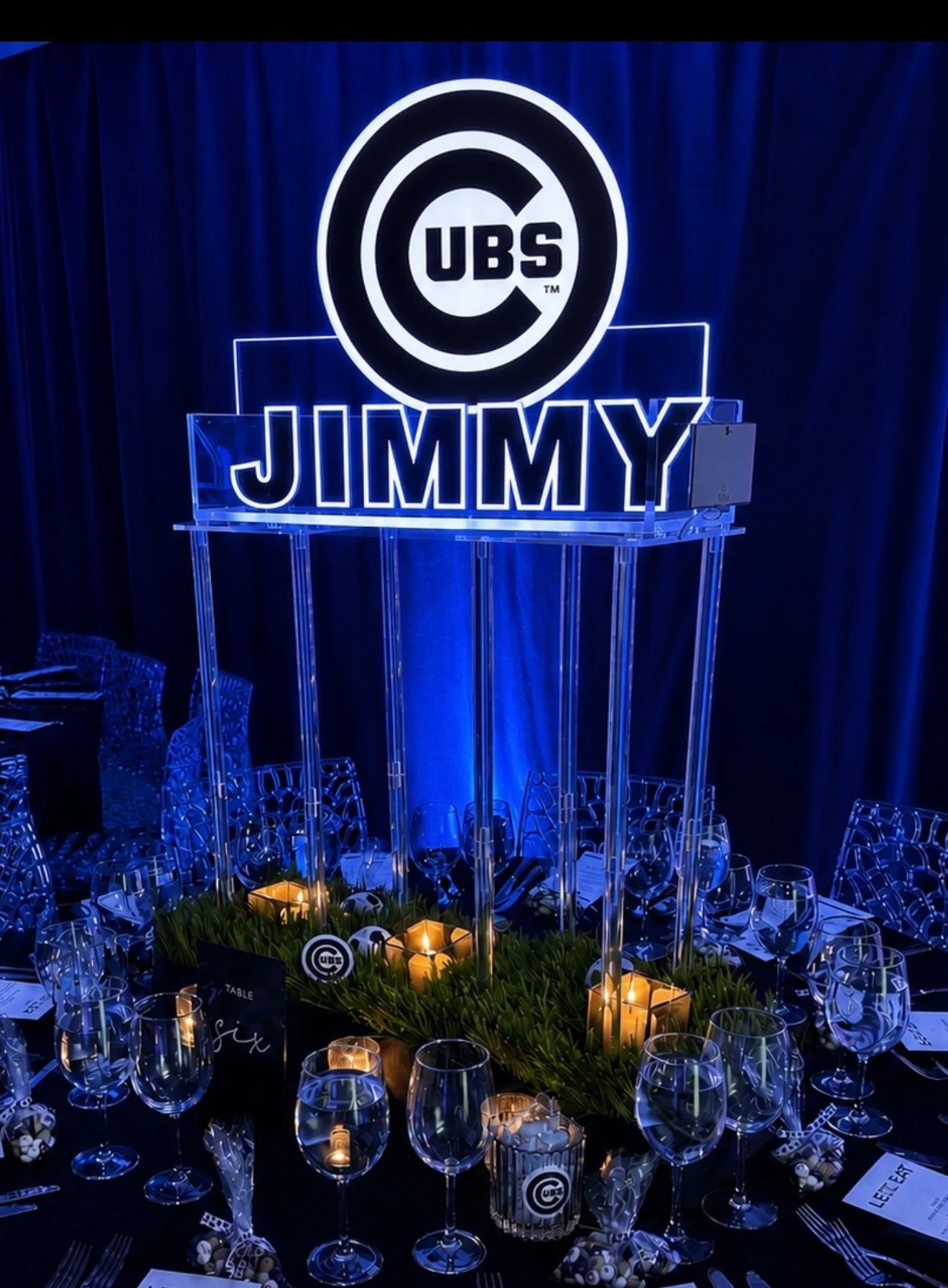 Large LED Centerpiece_Blue and White_Chicago Cubs_Sports_Bar.jpeg