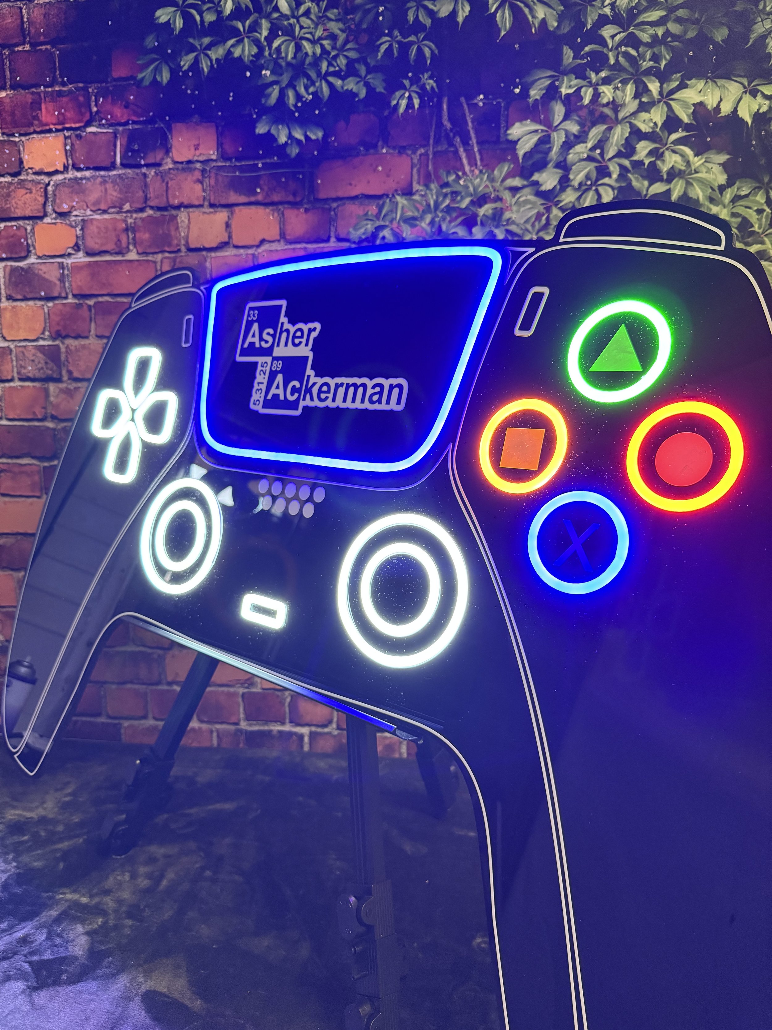 Asher Ackerman PS4 Controller Sign In Board.jpg