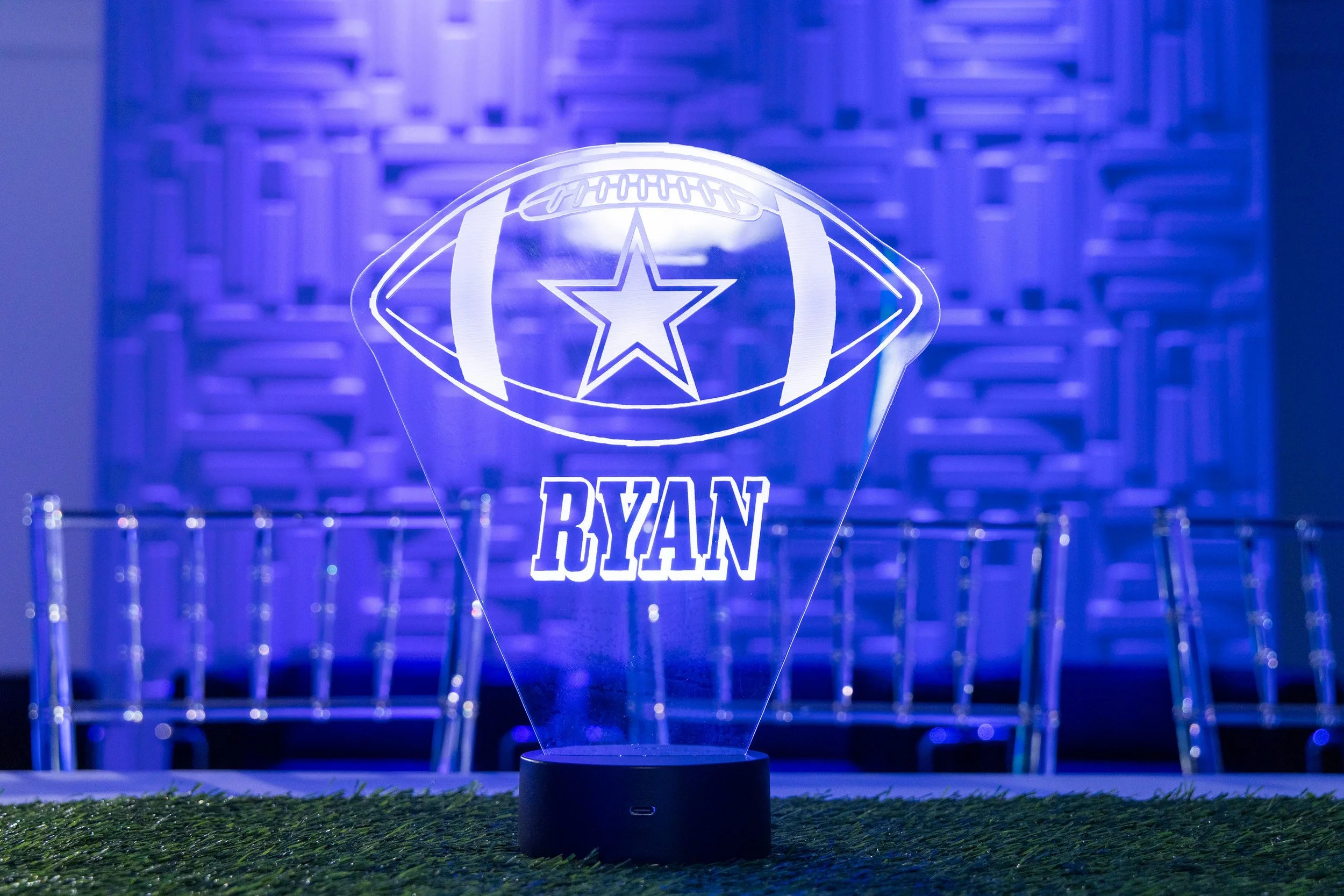 Dallas Cowboys Football_Sports_Blue LED Centerpiece_Bar.JPG