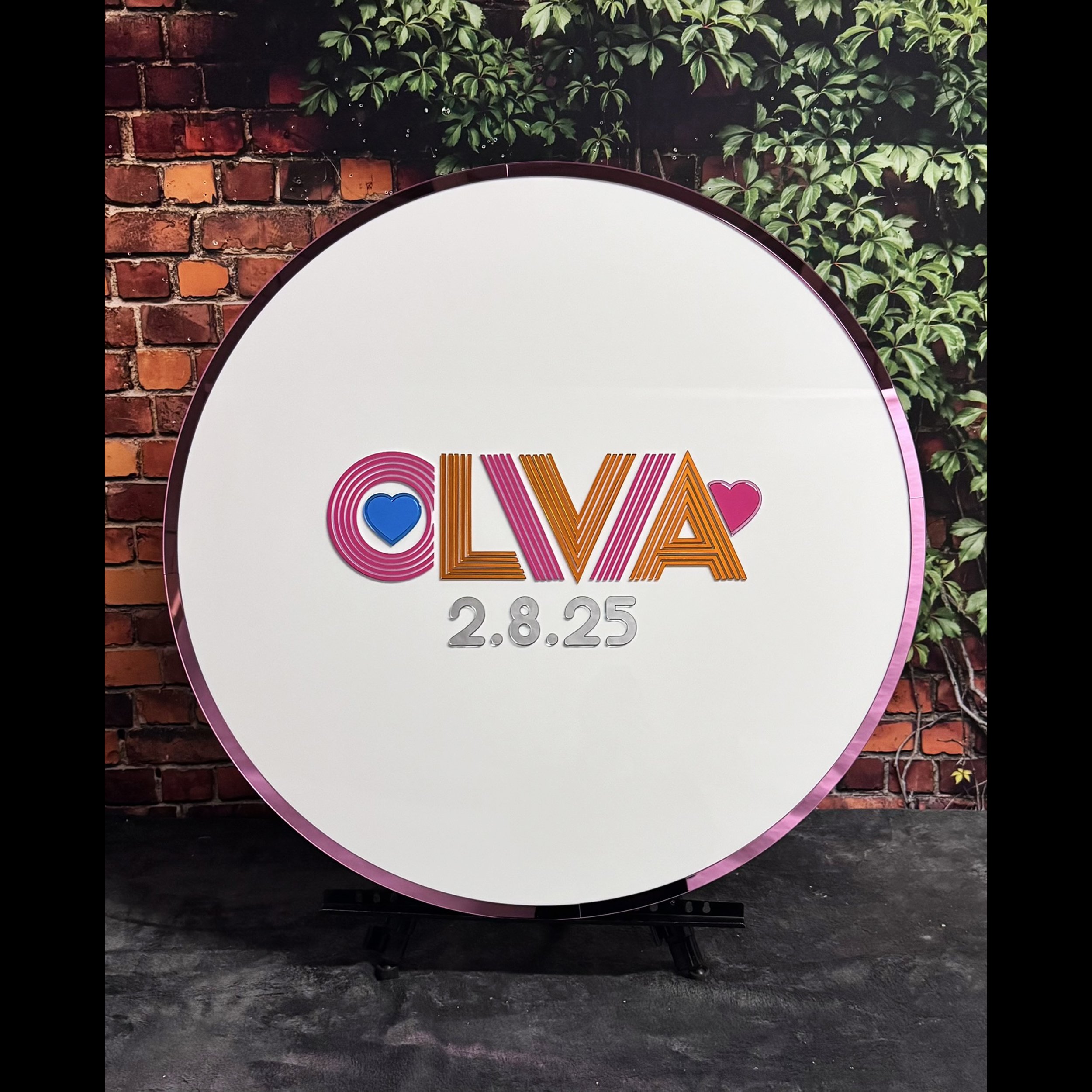 Olivia Orange Pink Mirror Text Frame White Round Board Blank.jpg