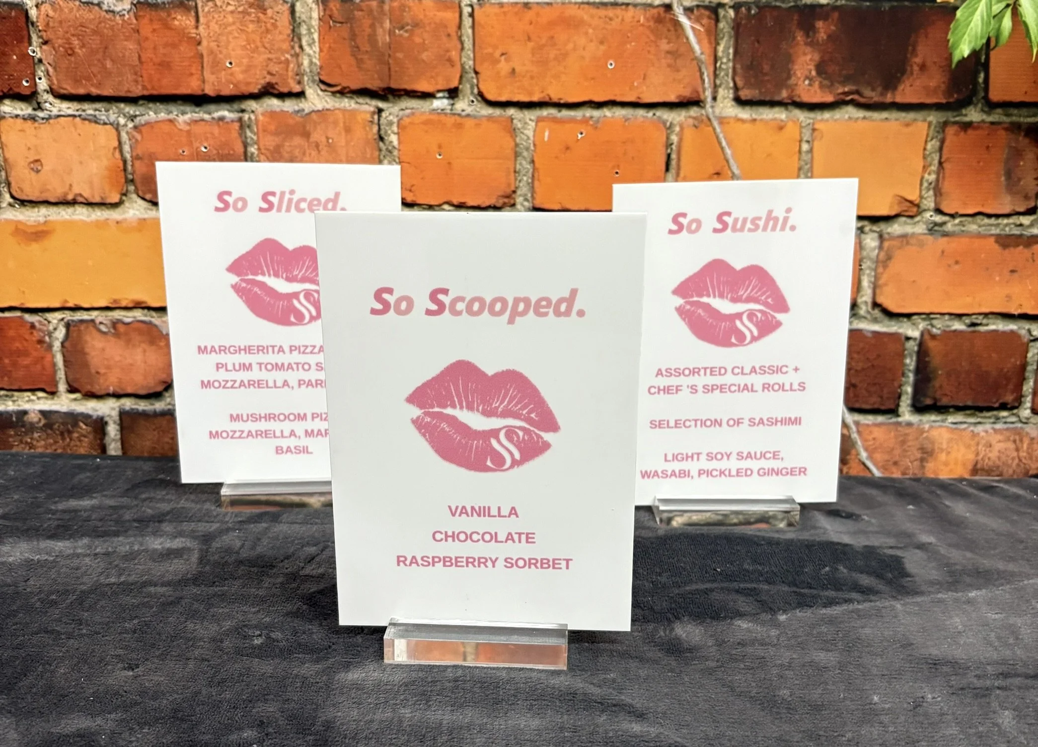 White acrylic menu_Pink_Kiss_Lips_love__pink.JPEG