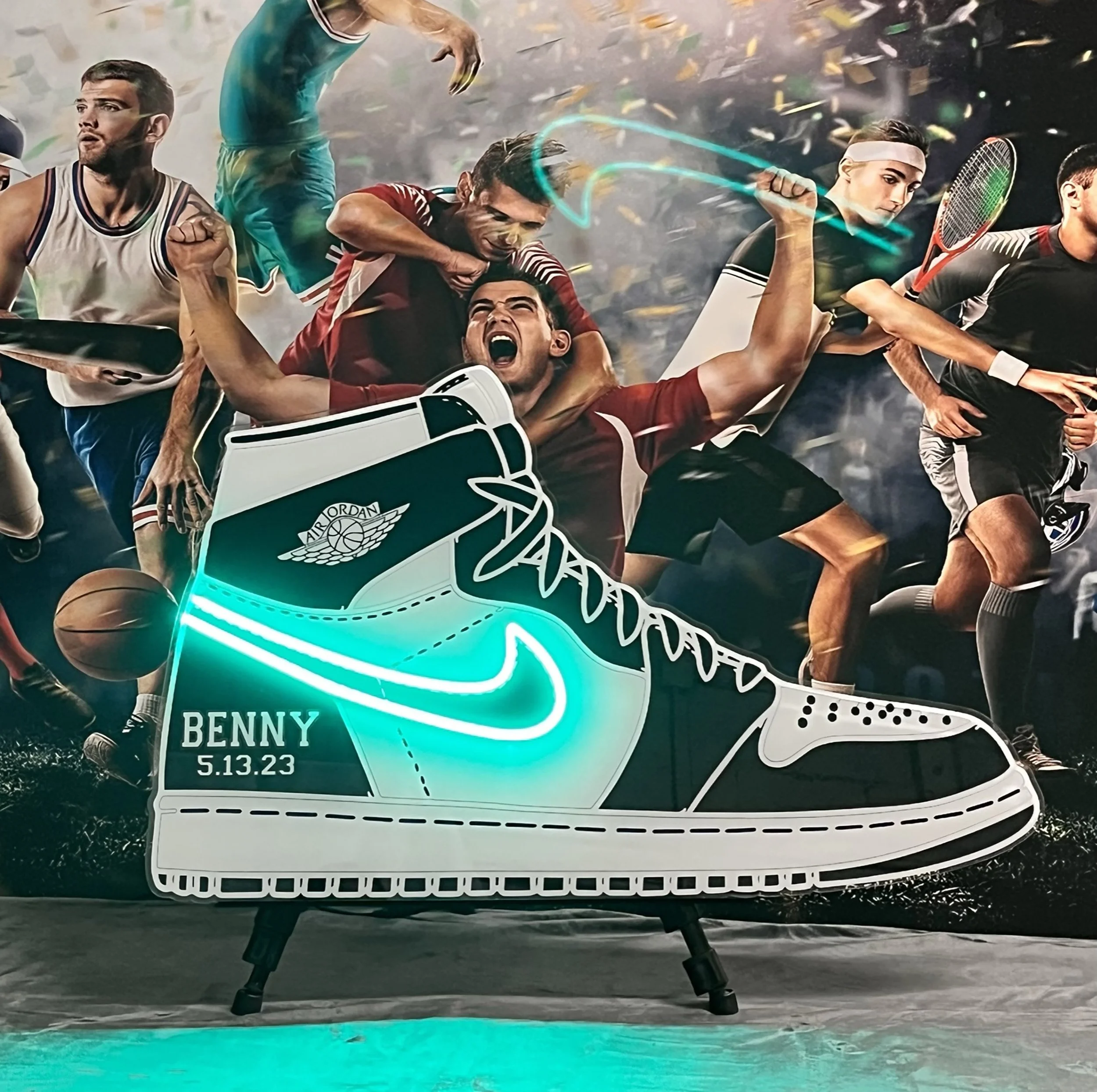 Benny Sneaker.jpg