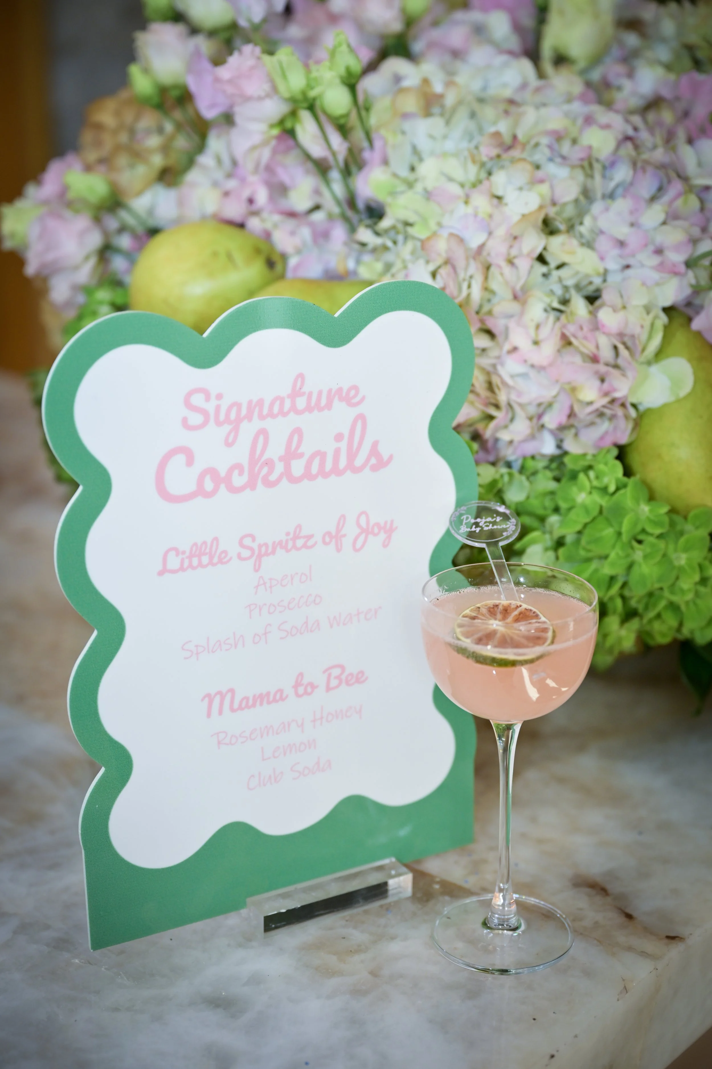 Scalloped Menu_Pink_White_Green_Cockatil_Drinks_Bat.JPG