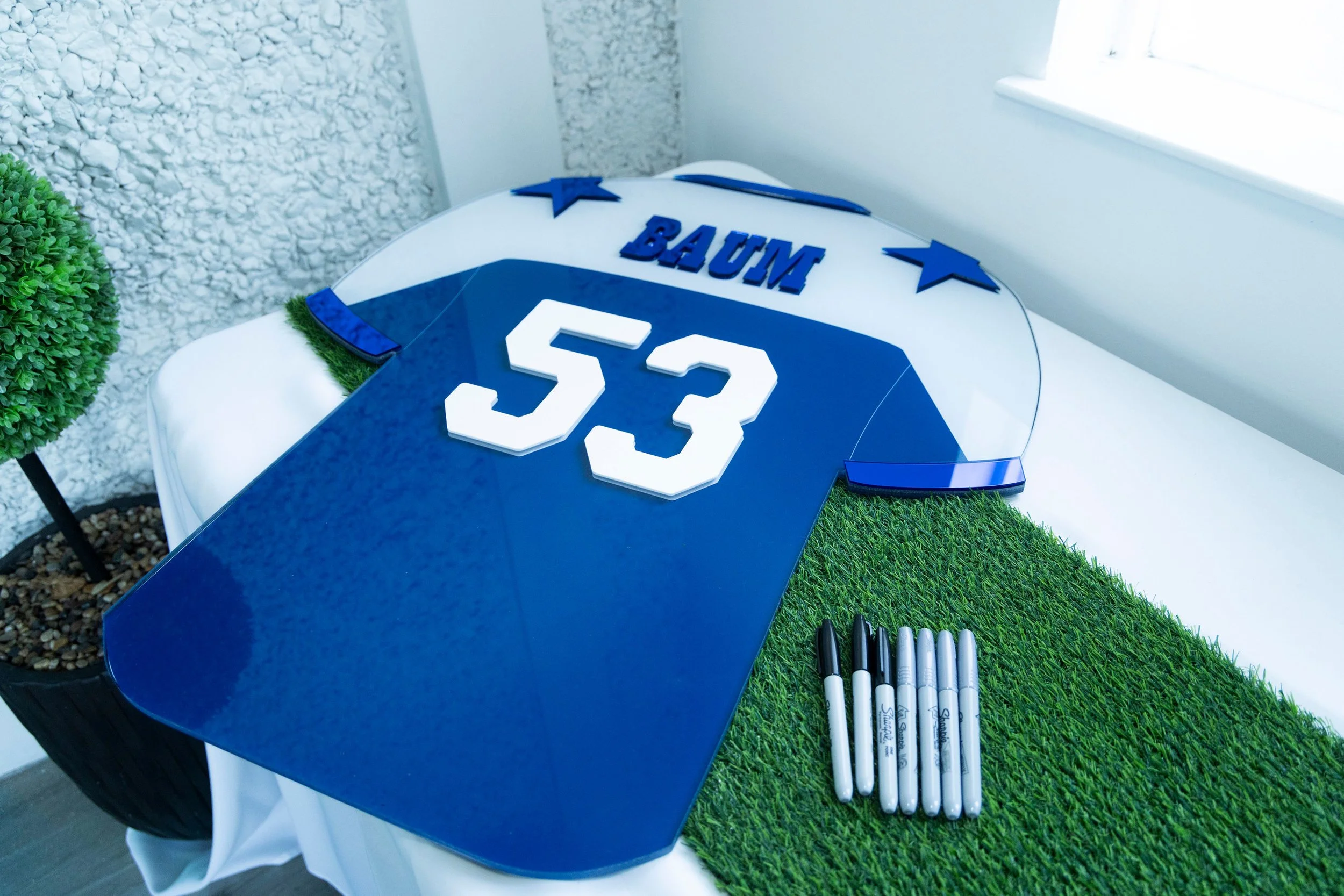 Dallas Cowboys Jersey Sign-in board_Football_SPorts_Bar2.JPG