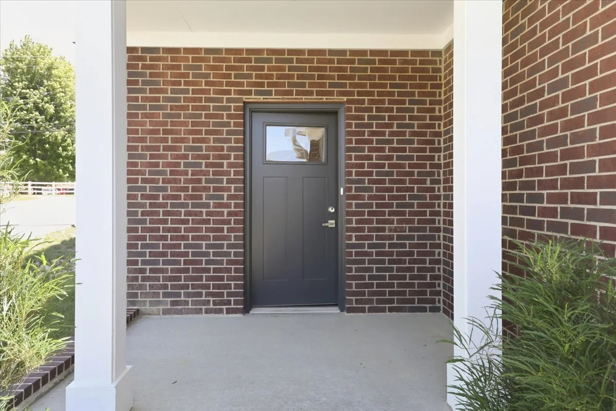 23-Display Unit Front Door.jpg