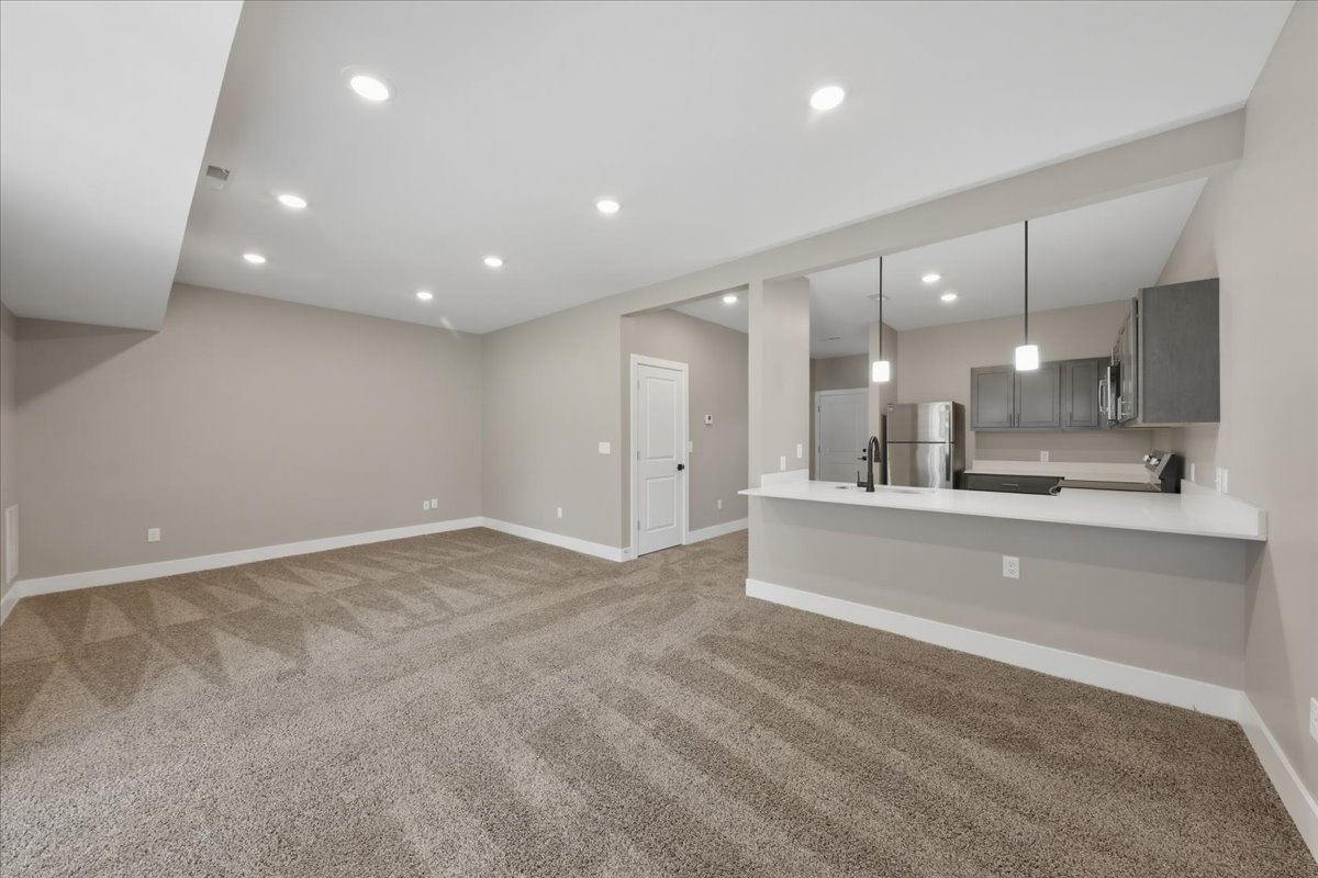 37-Display Unit Living.jpg