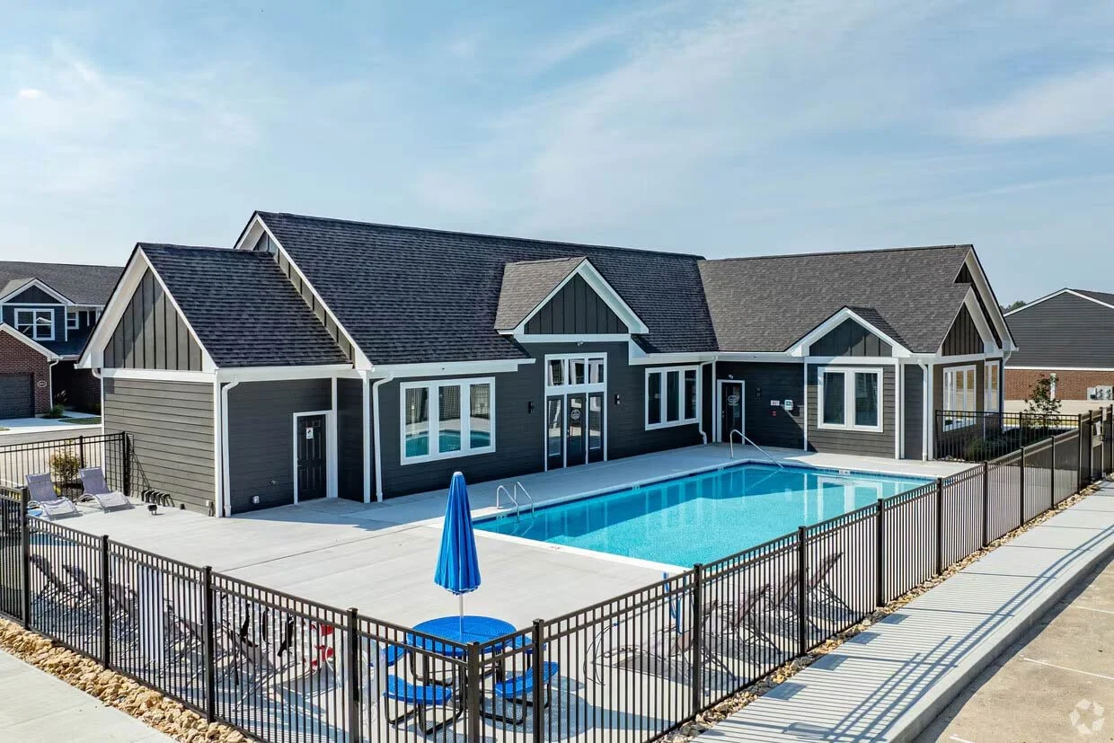 hopeful-trace-townhomes-florence-ky-pool.jpg