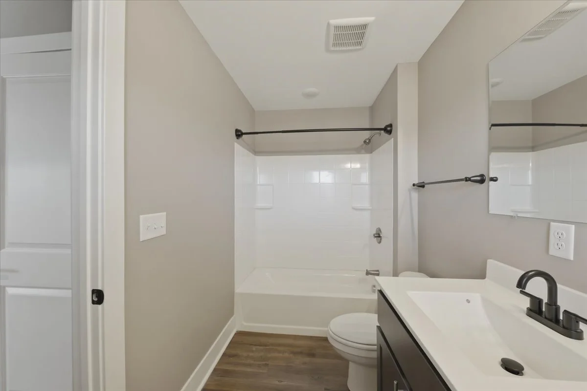 56-Display Unit Primary Bathroom.jpg