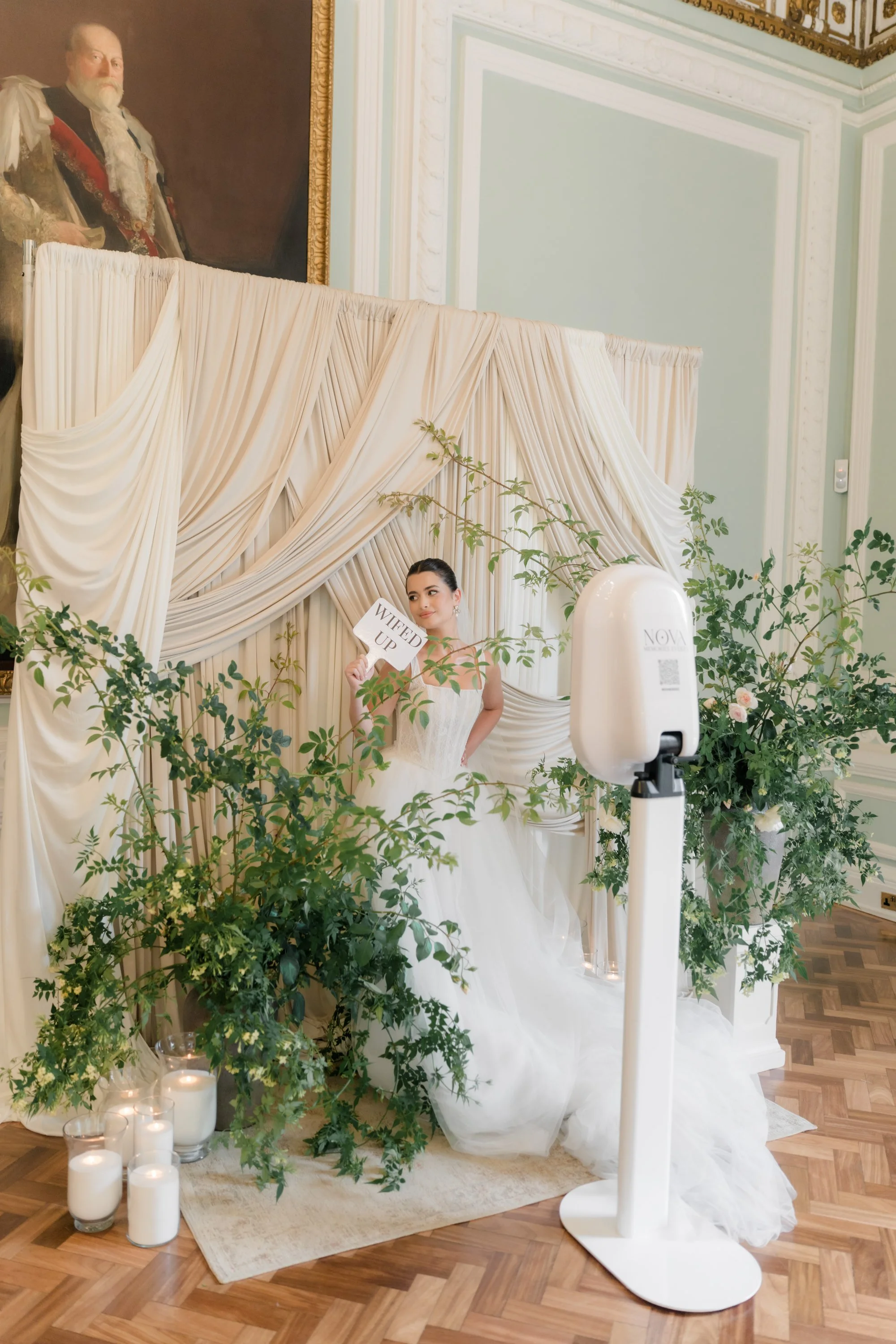 Carltonhouse-Photobooth-draping-backdrop