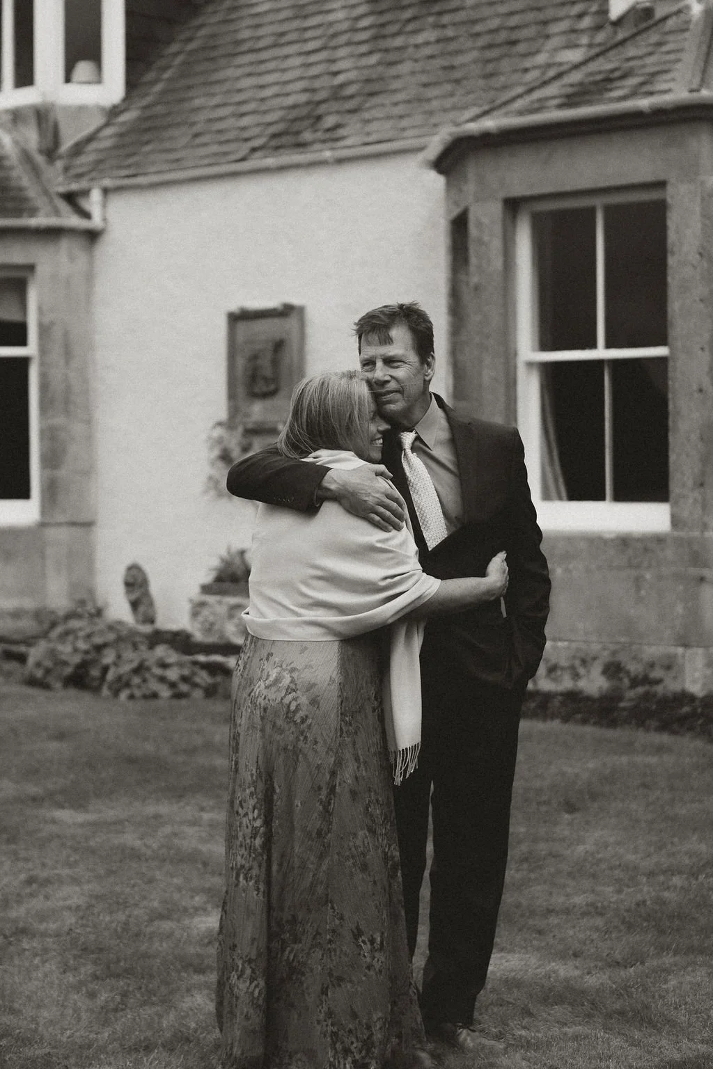 EditorialIntimateElopementWeddingScotland-HeatherMcKayPhotography-232.jpg