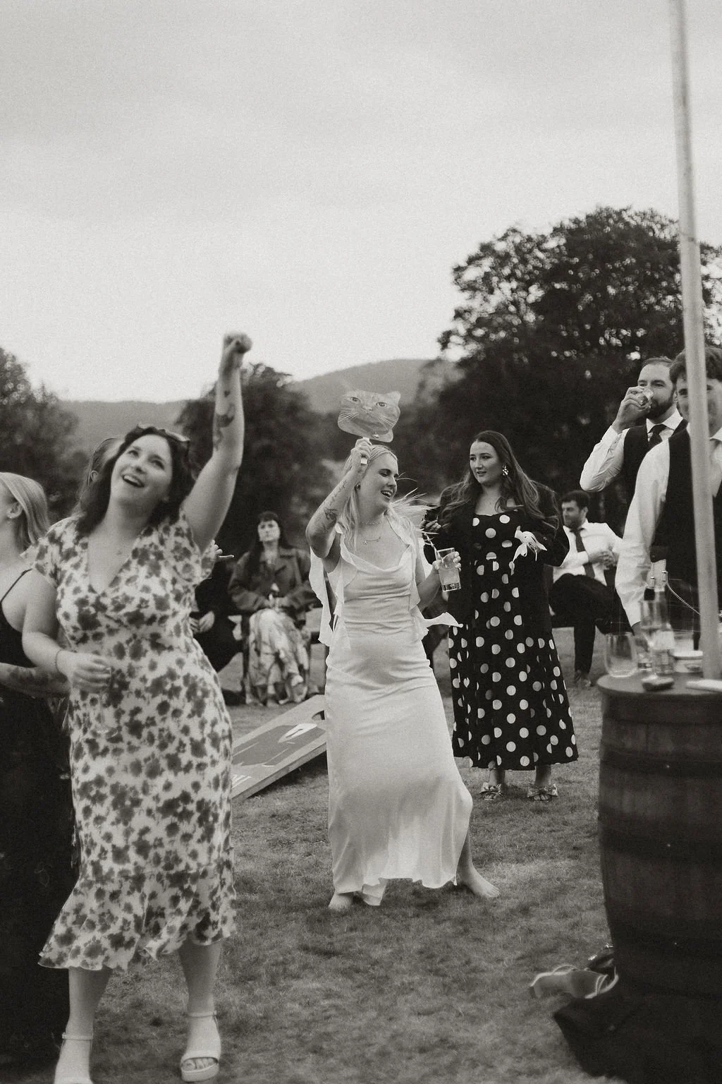 EditorialDocumentaryWeddingBallogieHouseScotlandUK-HeatherMcKayPhotography-Fiur-39.jpg