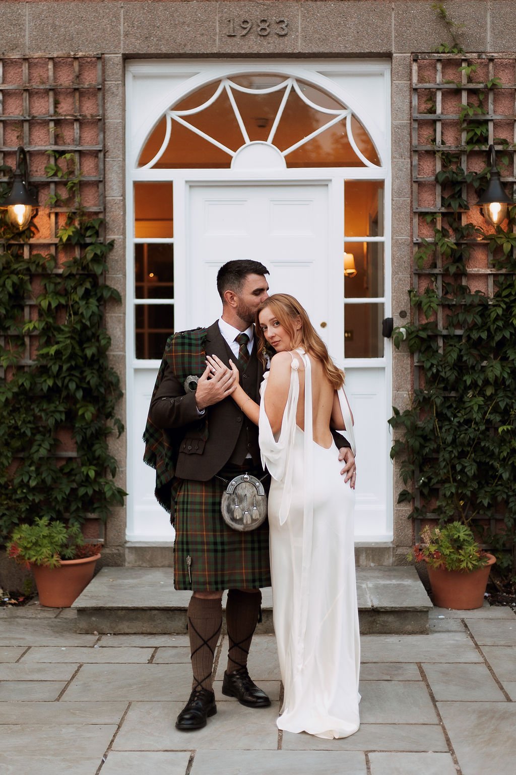 EditorialDocumentaryWeddingBallogieHouseScotlandUK-HeatherMcKayPhotography-Fiur-38.jpg