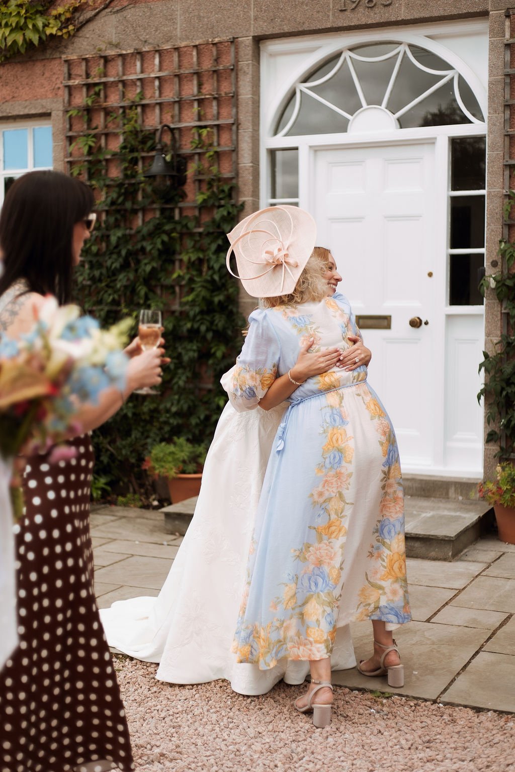 EditorialDocumentaryWeddingBallogieHouseScotlandUK-HeatherMcKayPhotography-Fiur-23.jpg