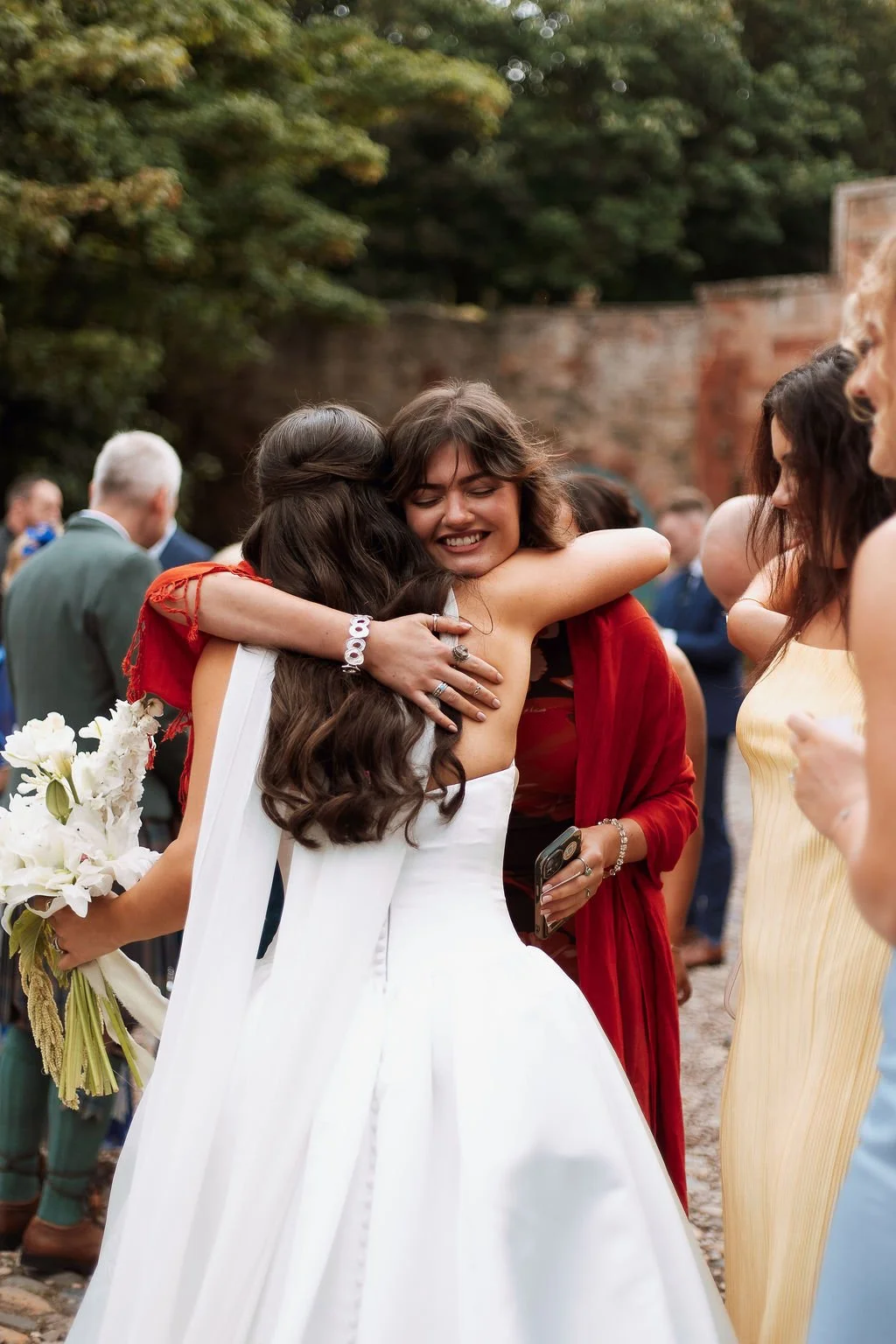 EditorialWeddingBroxmouthCourtyard-HeatherMcKayPhotography-Fiur-23.jpg