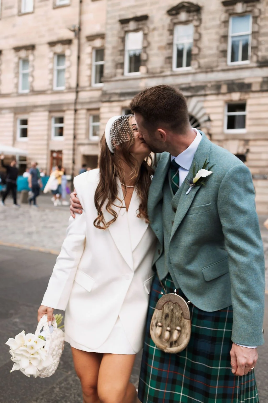 IZZY + EUAN