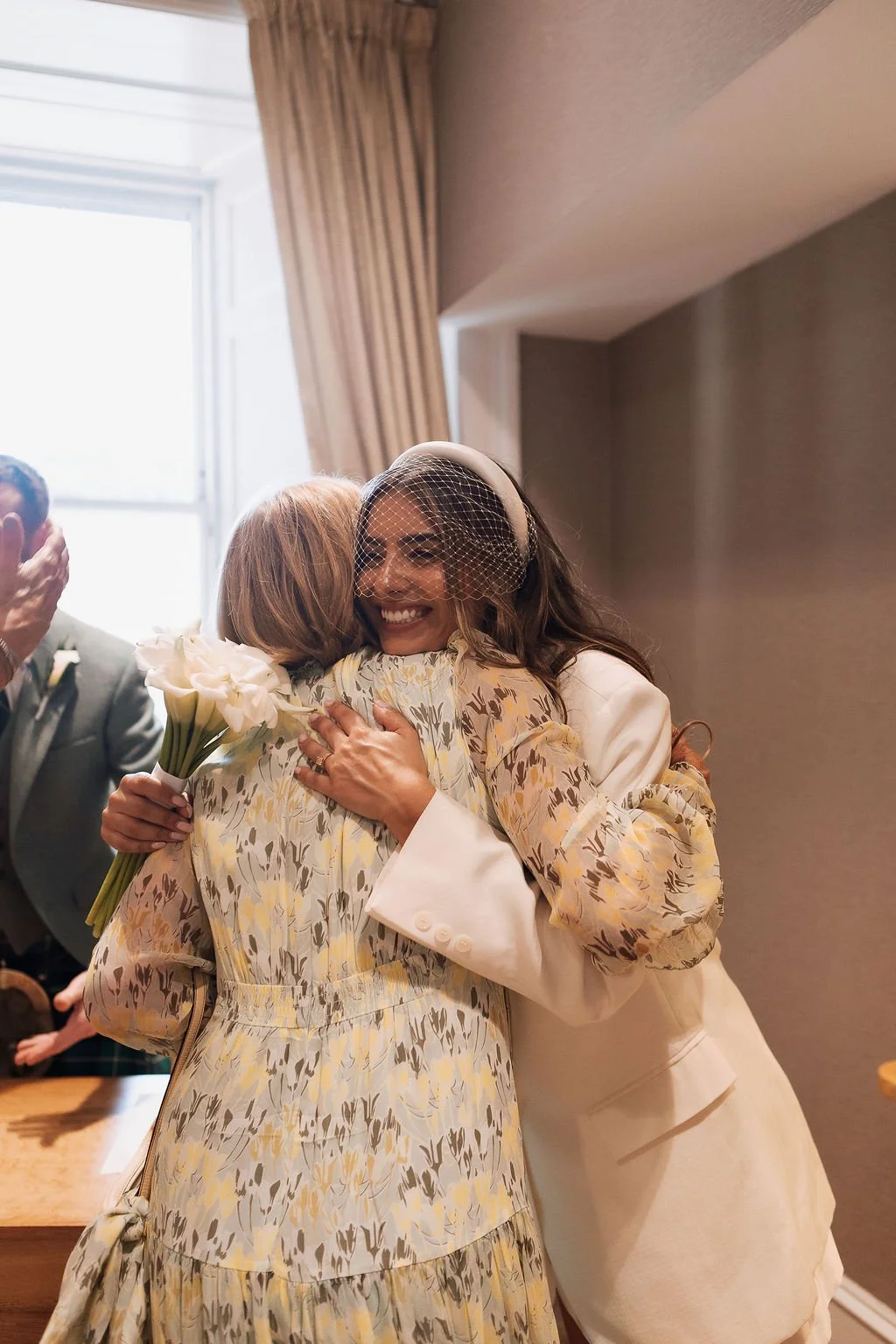 EditorialCityWeddingElopementEdinburgh-HeatherMcKayPhotography-157.jpg