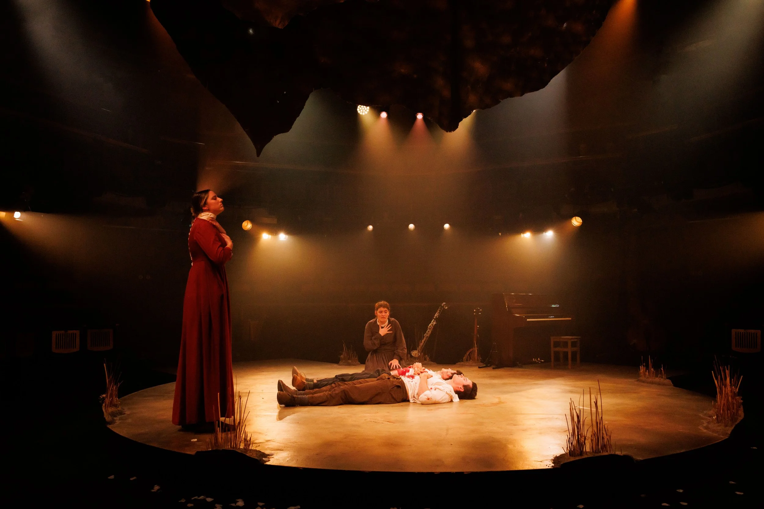 RB_Autumn_Season_25_Blood_Wedding_Finals-3430H8A4788[1].jpg