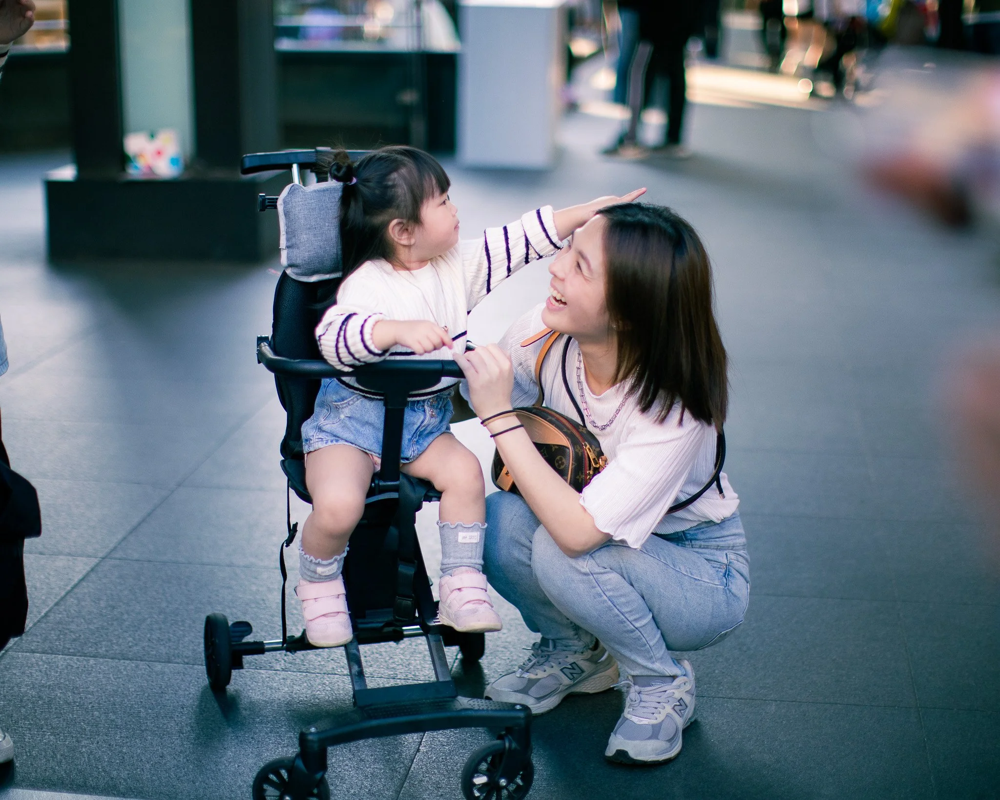 kushphoto-taiwan-mother-toddler-stroller-mall-2024.jpg