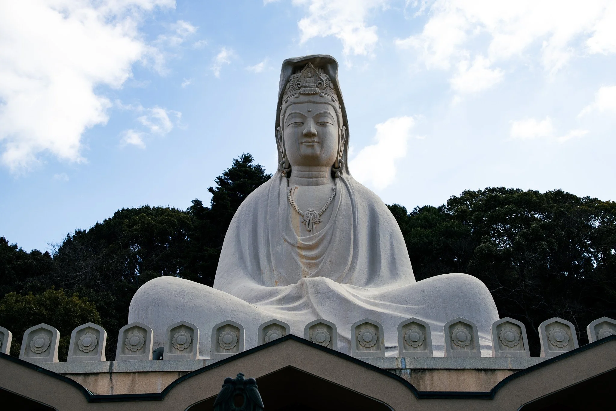 kushphoto-kyoto-ryozen-kannon-statue-2025.jpg