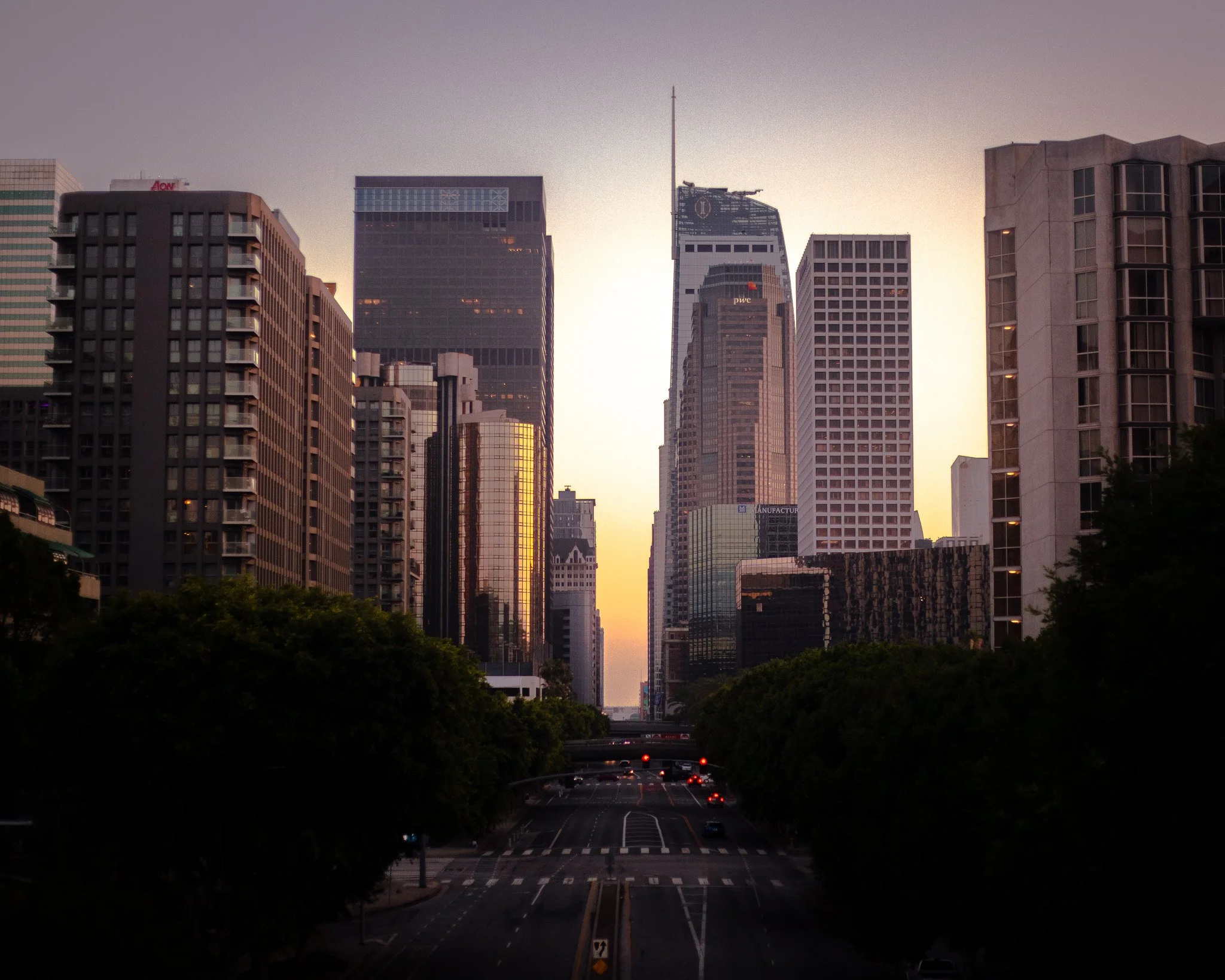 kushphoto-los-angeles-downtown-skyline-sunset-2023.jpg
