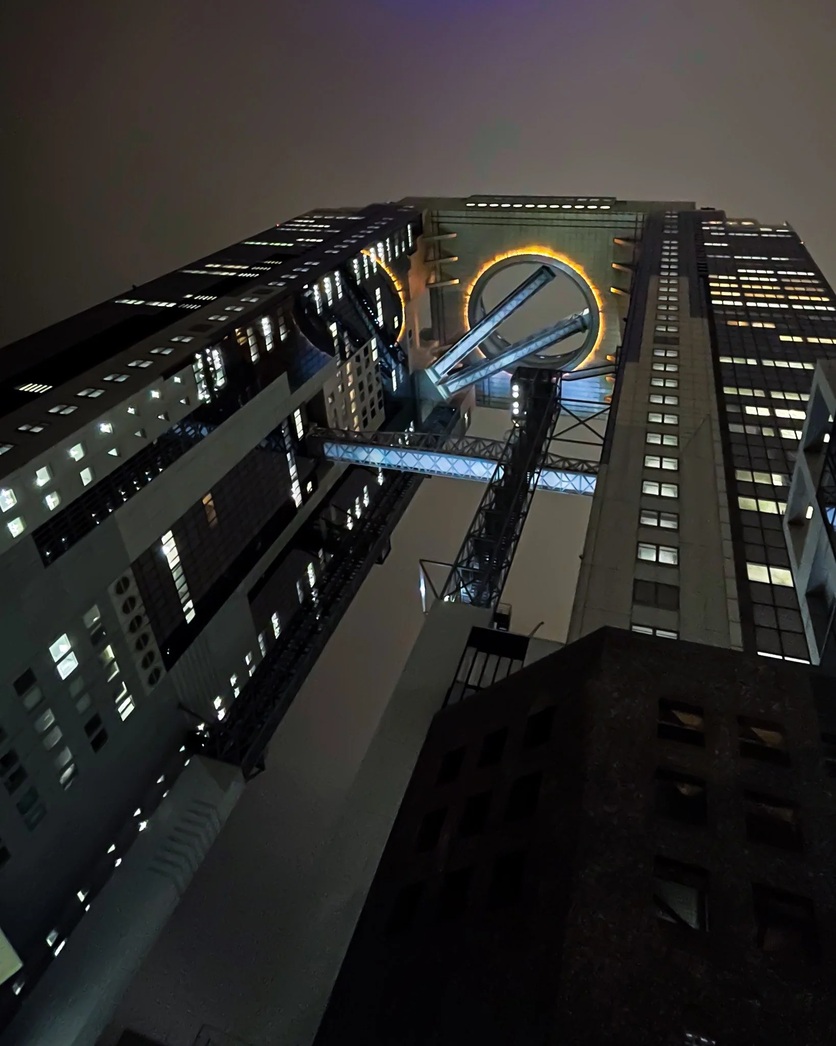 kushphoto-osaka-umeda-sky-building-night-2024.jpg