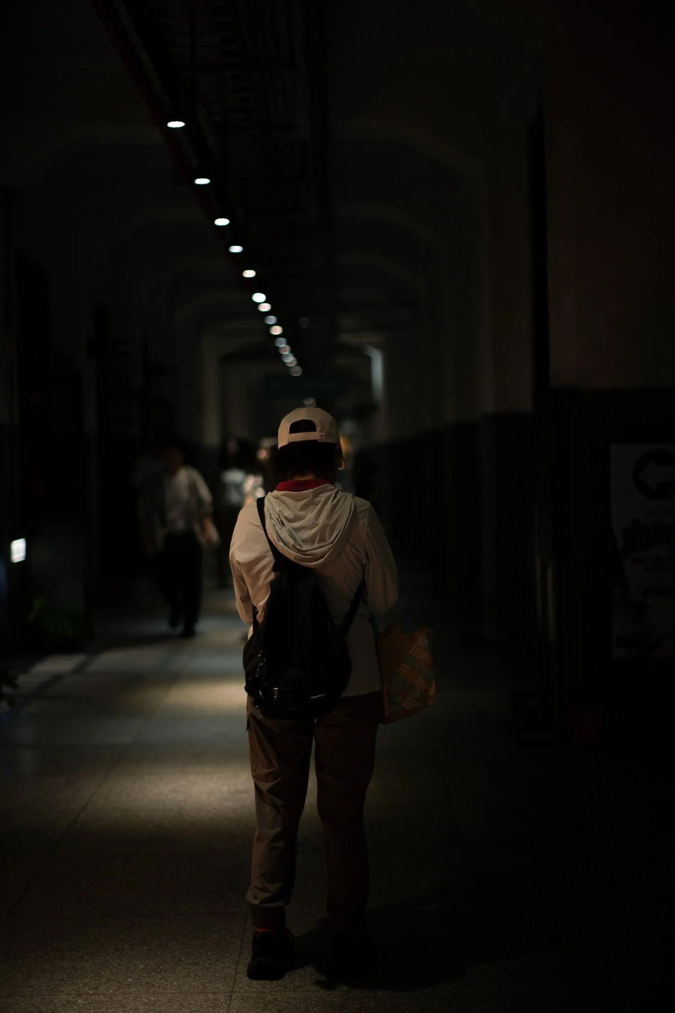 kushphoto-taiwan-figure-dark-arcade-corridor-2024.jpg