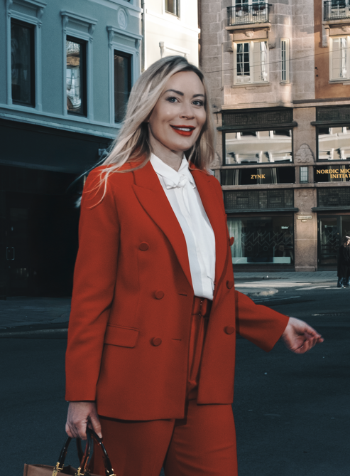 Kristin Westreng Aas er Norges største kvinnelige profil på LinkedIn, og er på topp 10-listen. Hun har omfattende kunnskap om employer branding, LinkedIn for bedrift og hvordan synlighet bidrar til bedre rekrutteringsprosesser.