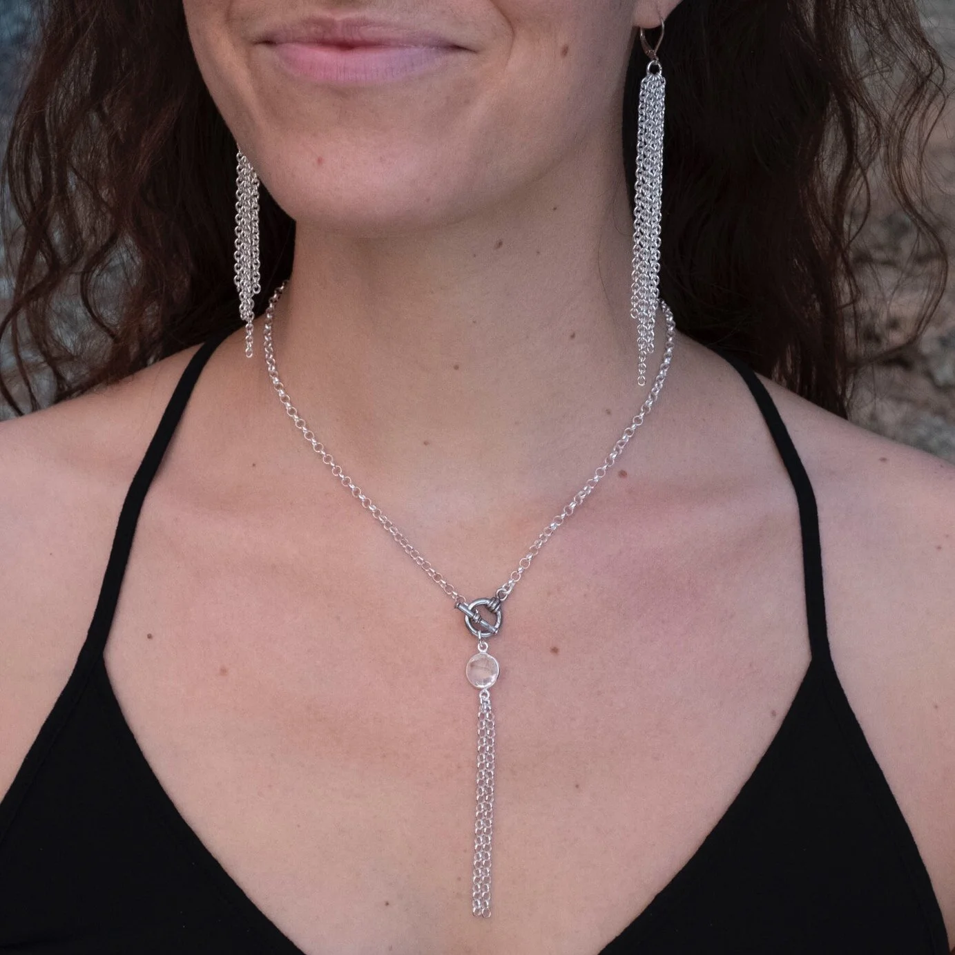 Chain+Necklace_Loop_Silver_Clear+Quartz.jpg