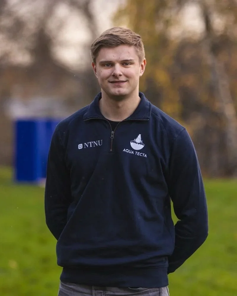 Brede Bjørnes, Bedriftskontakt