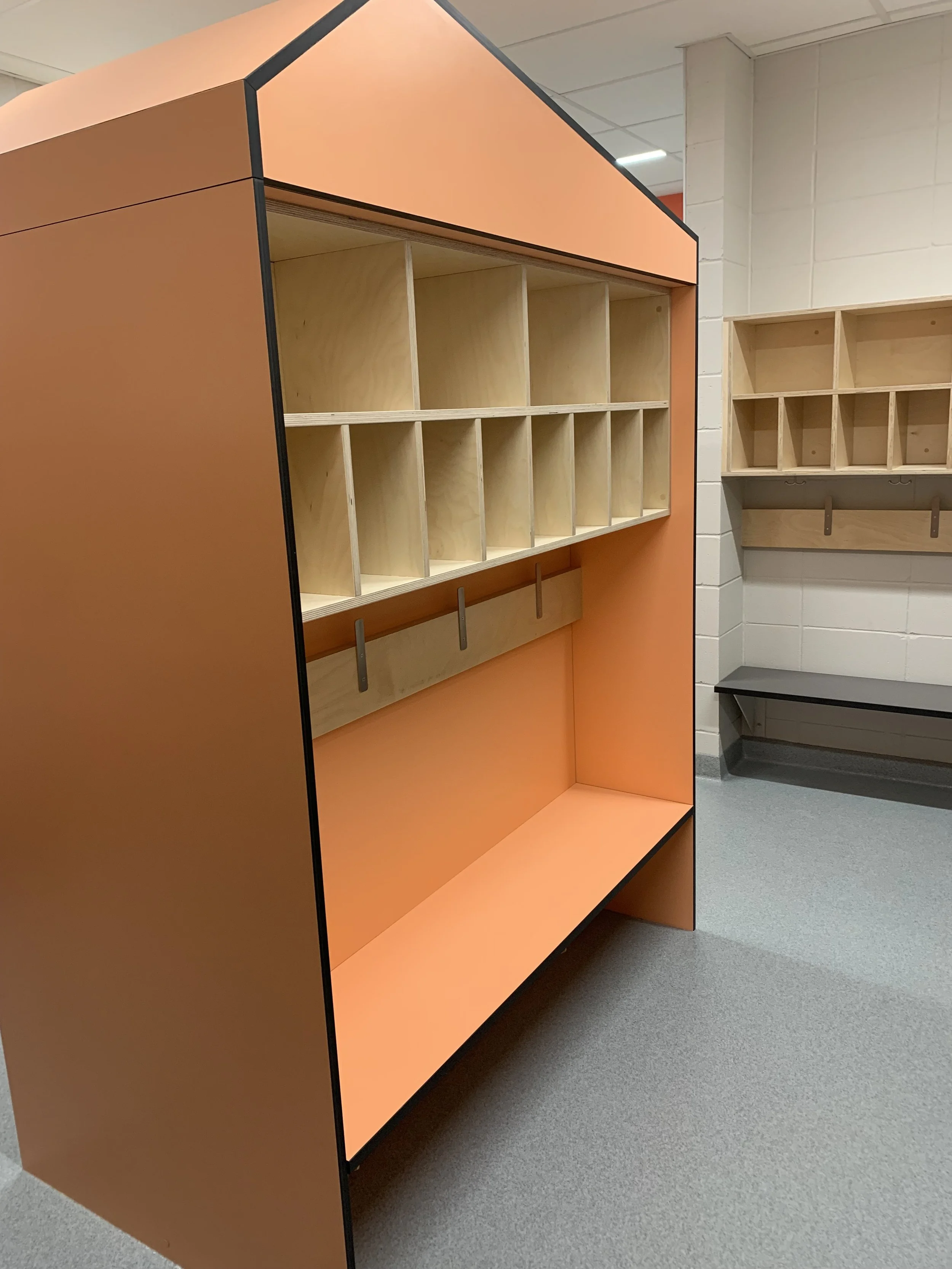 Mobilier_vestiaire_école.jpeg