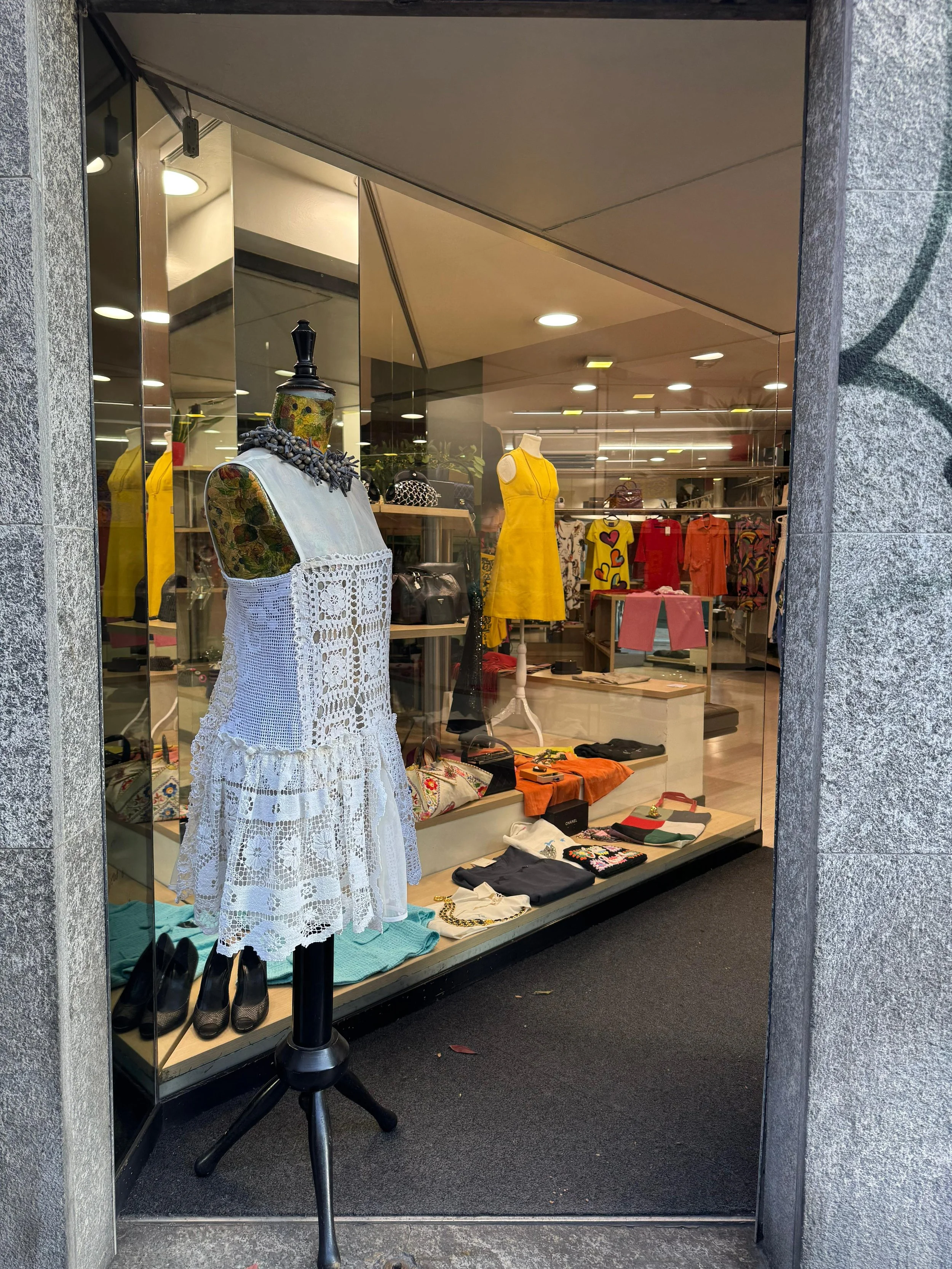 Via-Marghera-Wagner-Milano-store-7.jpg