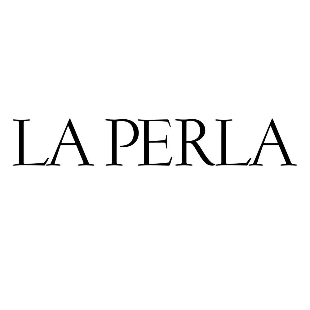 Black text on white background that reads "LA PERLA."