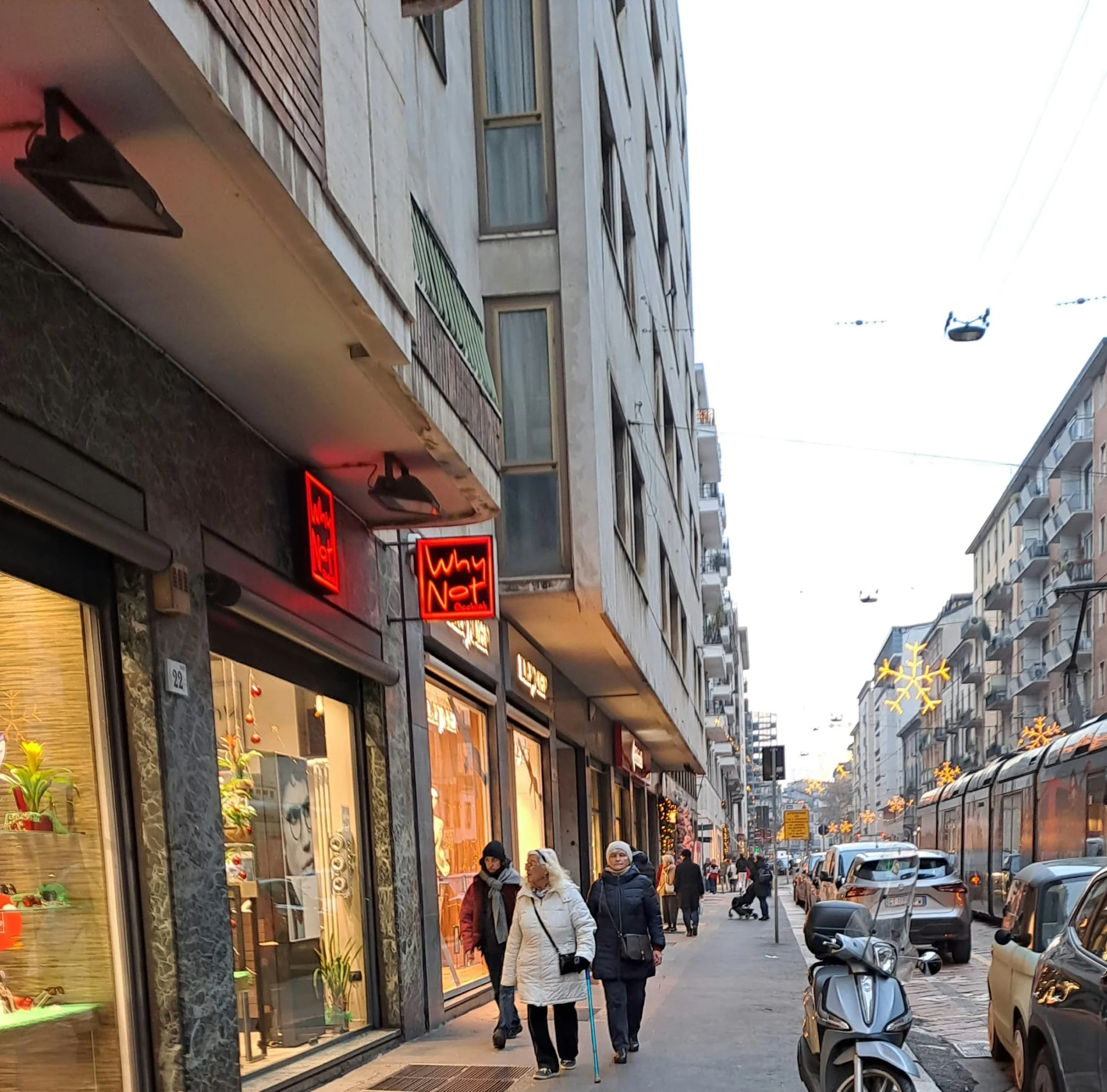 Corso-Genova-Navigli-Milano-store-2.jpg