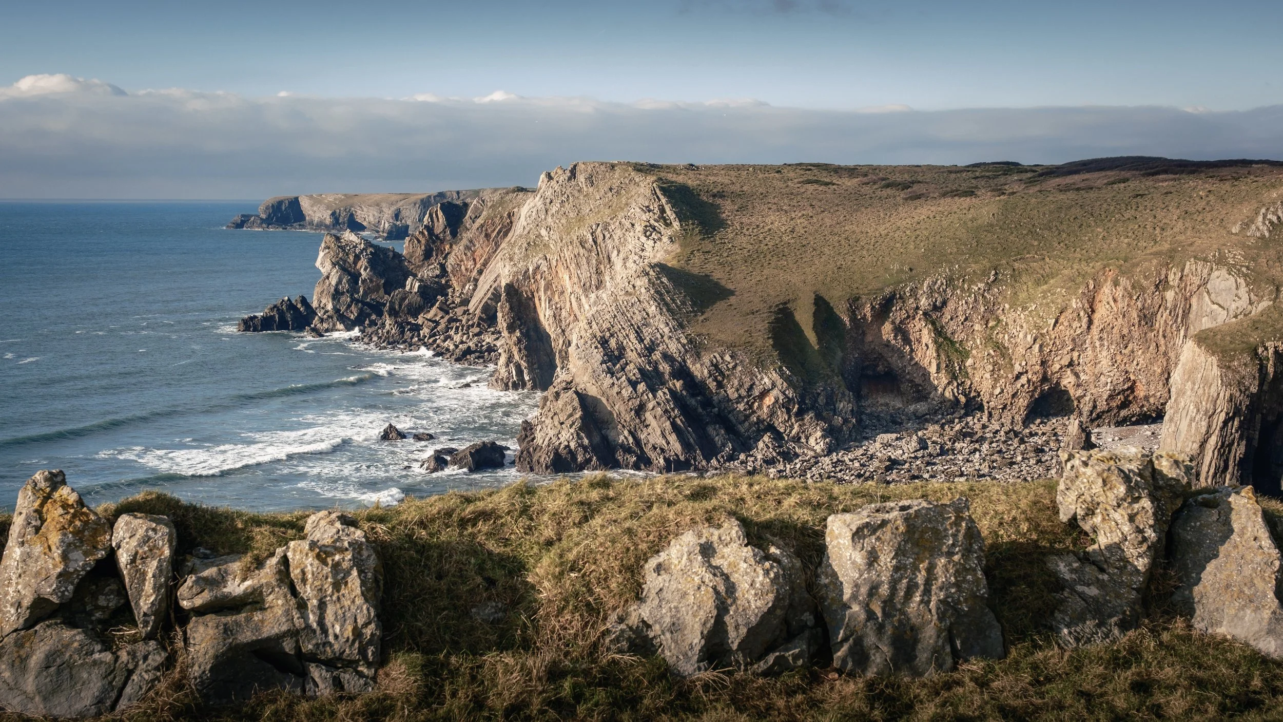 Pembrokeshire Coast Path near St Govan’s Head with rugged cliffs and sea views