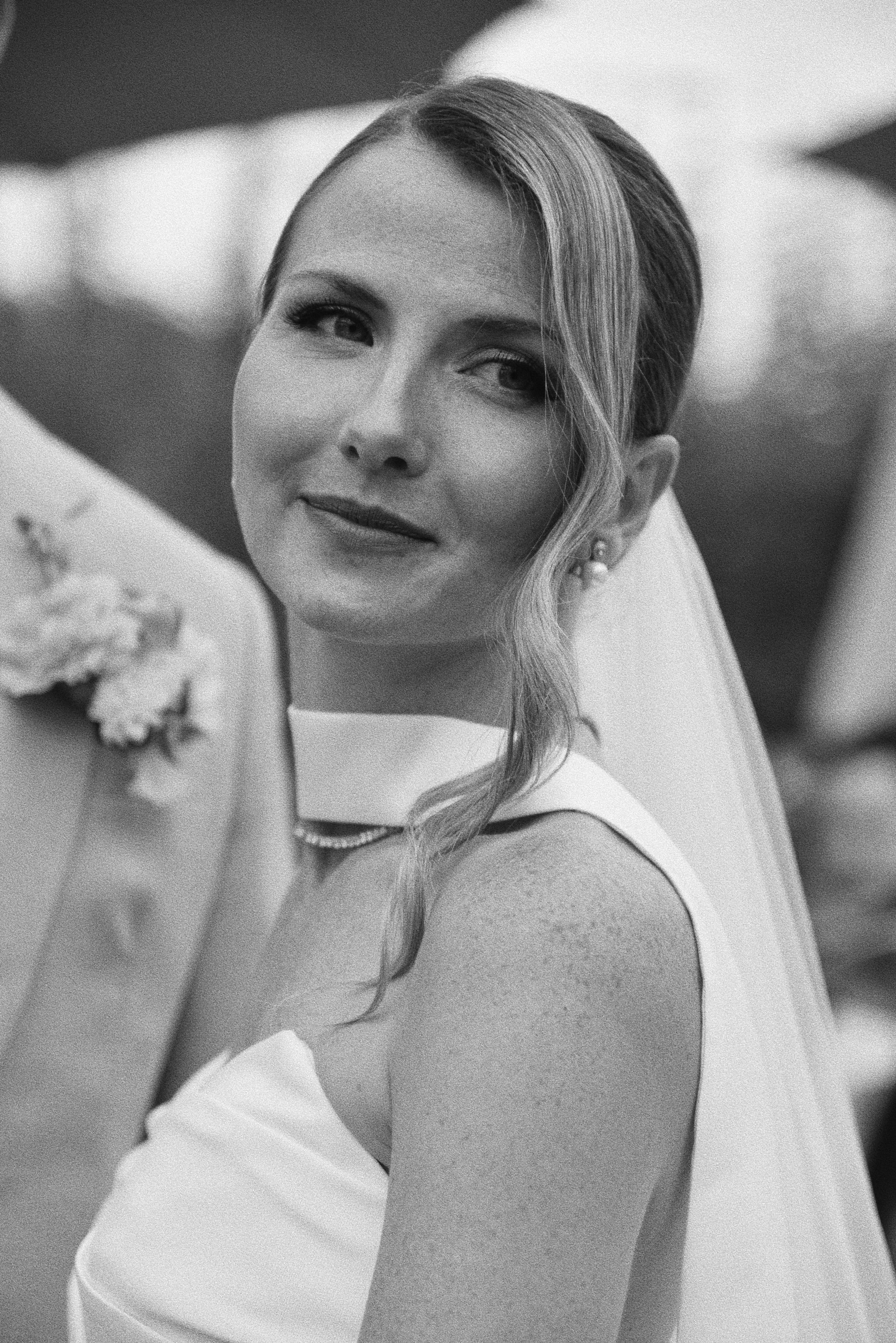 Hochzeit Brautstrauß Braut Brautkleid Orchideen Düsseldorf