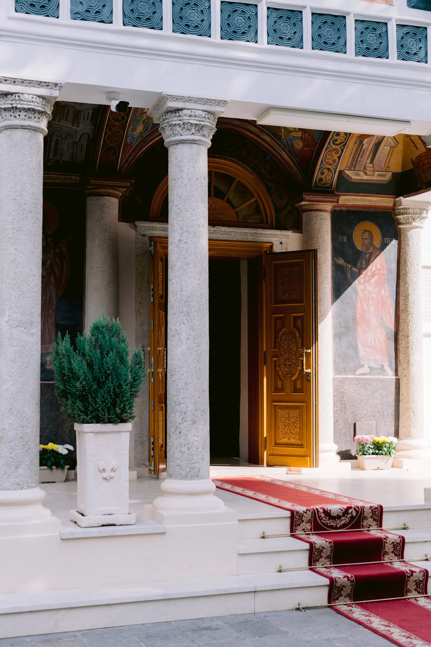 nunta bucuresti biserica sofia si restaurant aria tnb-2.jpg