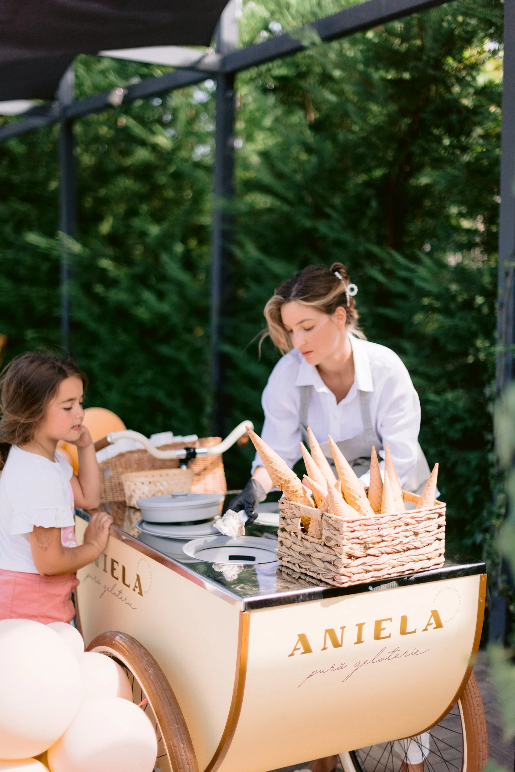 botez roua garden, nelatiberiuphoto, fotograf de familie si botez 38.jpg
