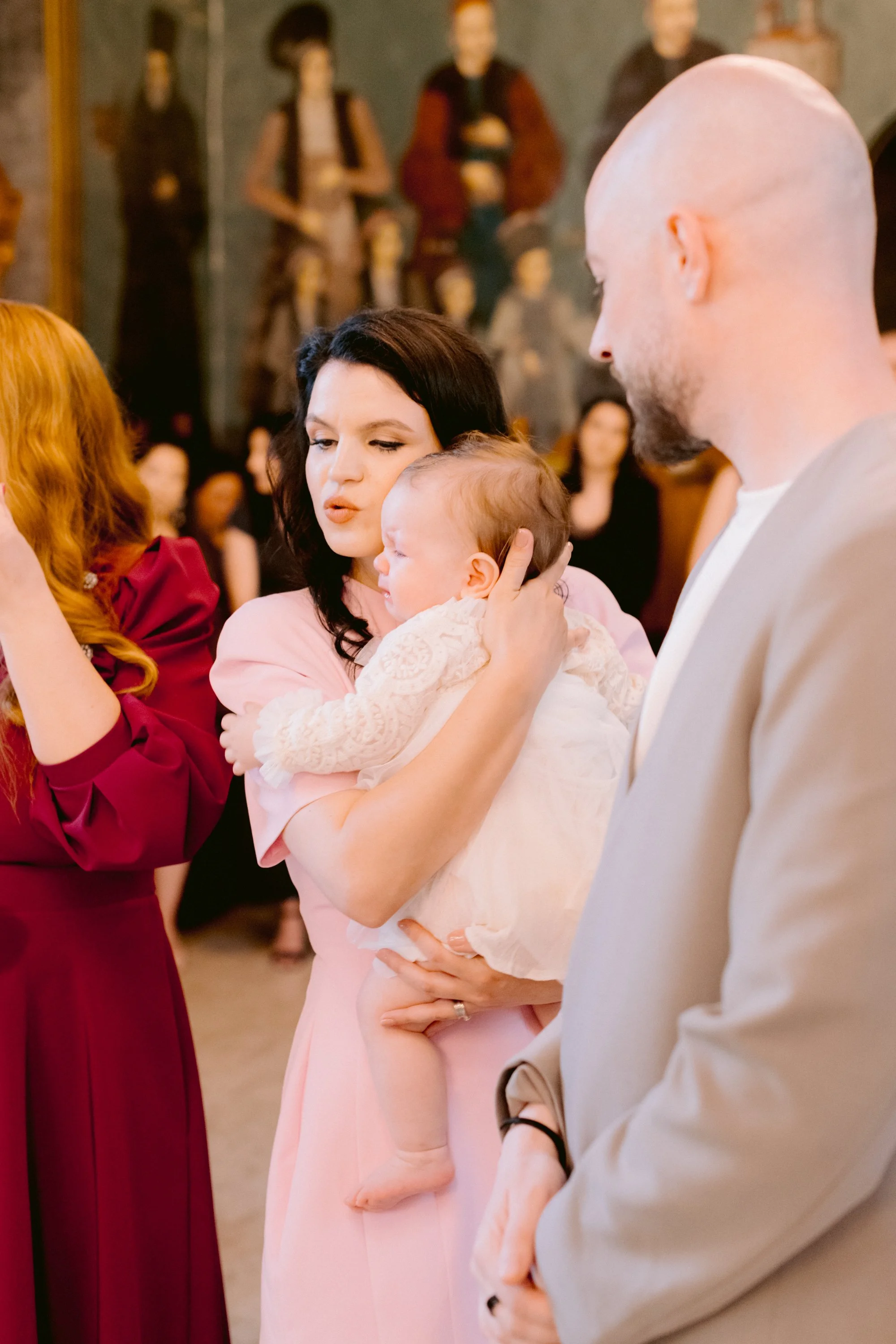 botez biserica icoanei, nelatiberiuphoto, fotograf familie, copii, botez-52.jpg