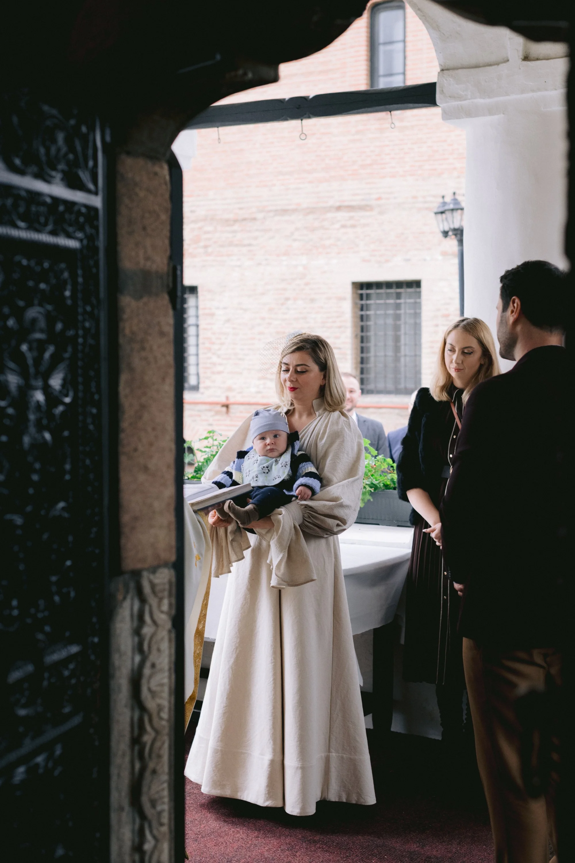 botez biserica mogosoaia, nela&tiberiu fotografi de evenimente -7.jpg