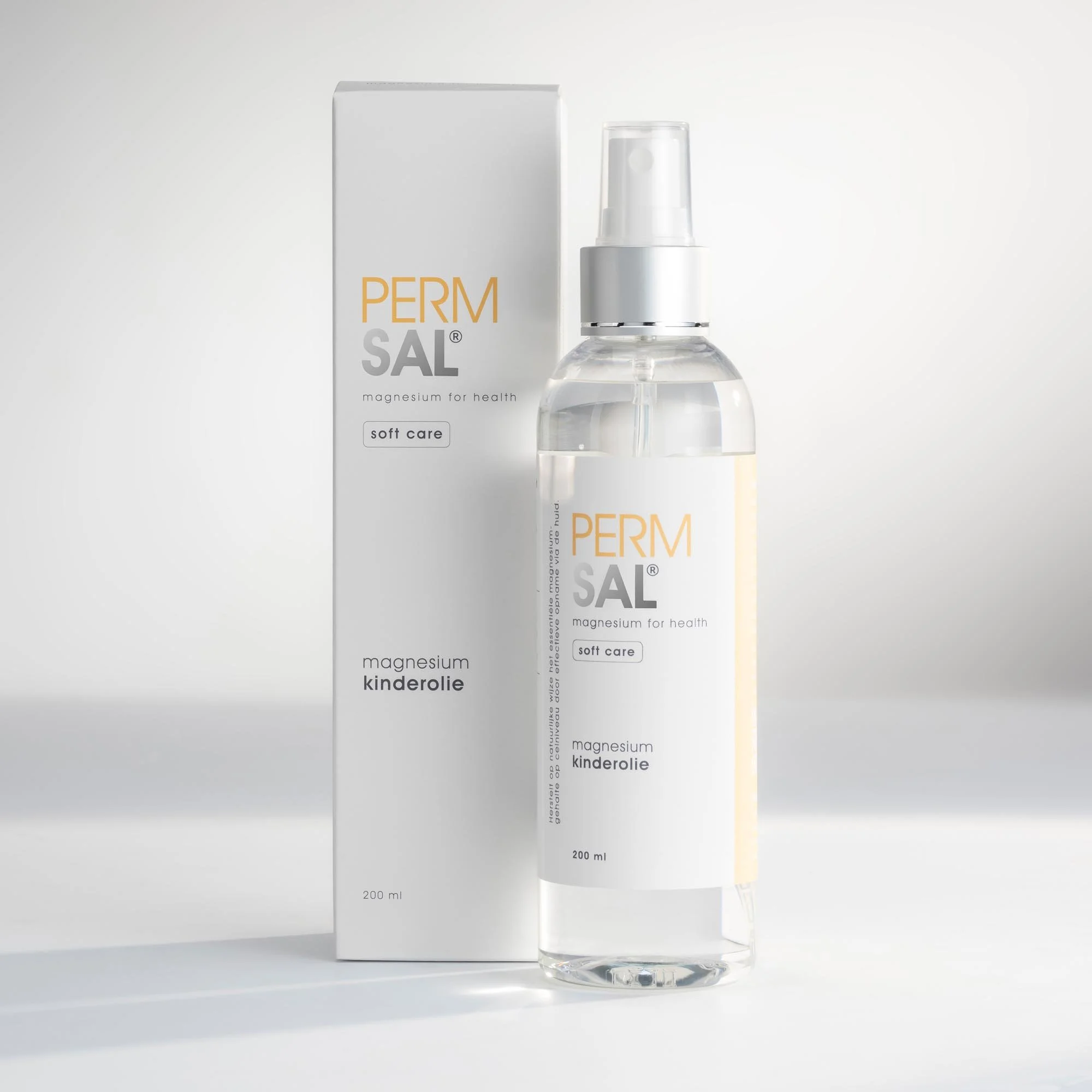 Kinderolie_200ML_met doos_1 .jpg
