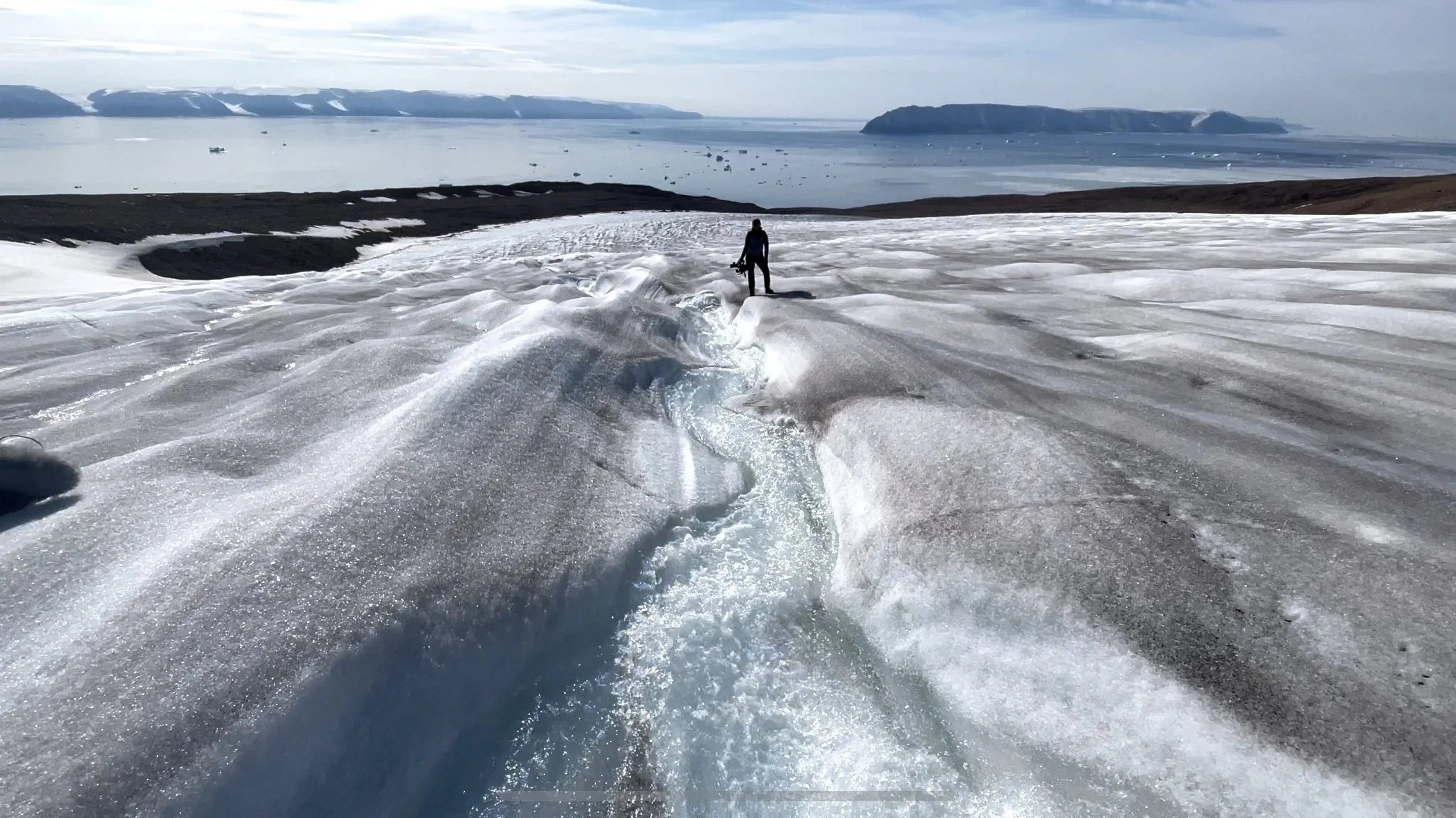 Kathy Kasic_on_glacier_near_Qaanaaq_Greenland©Jonathan_Porteus.jpg