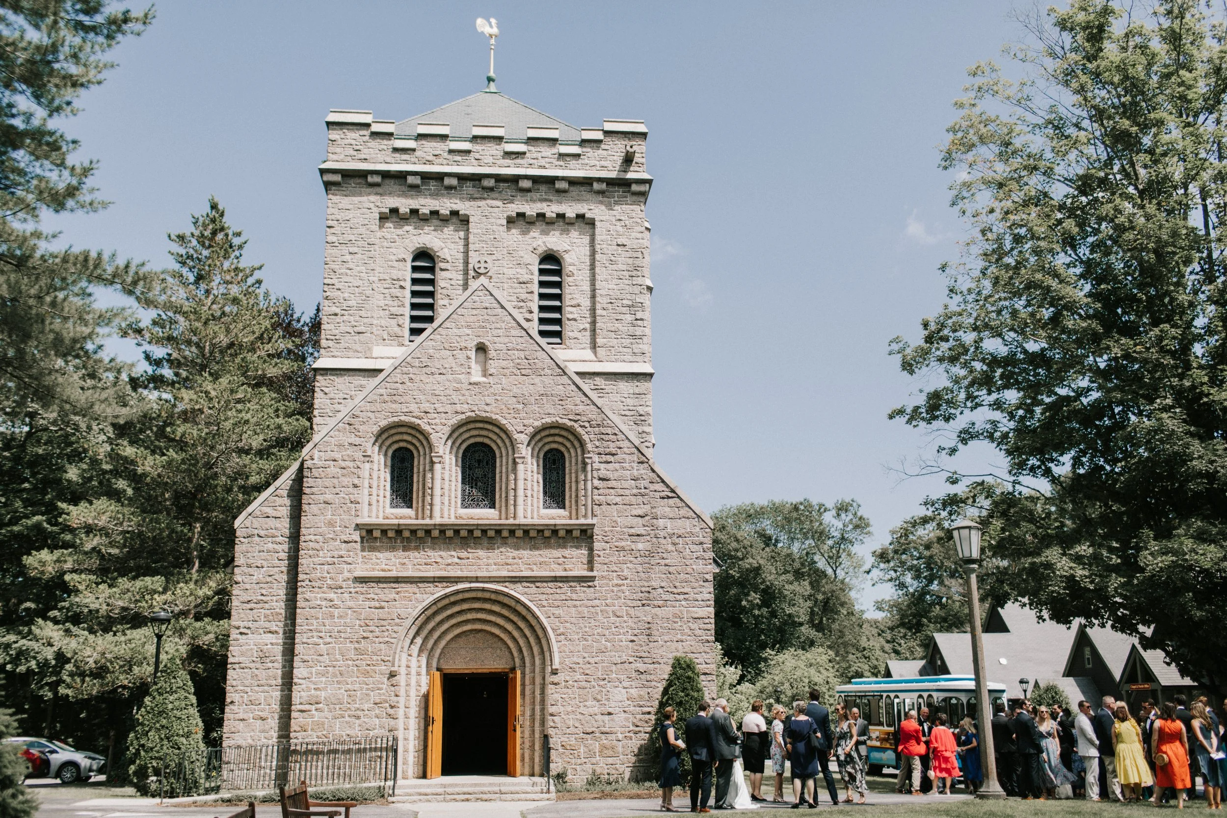 A FAMILY AFFAIR MAINE HOUSE ISLAND WEDDING (27).jpg