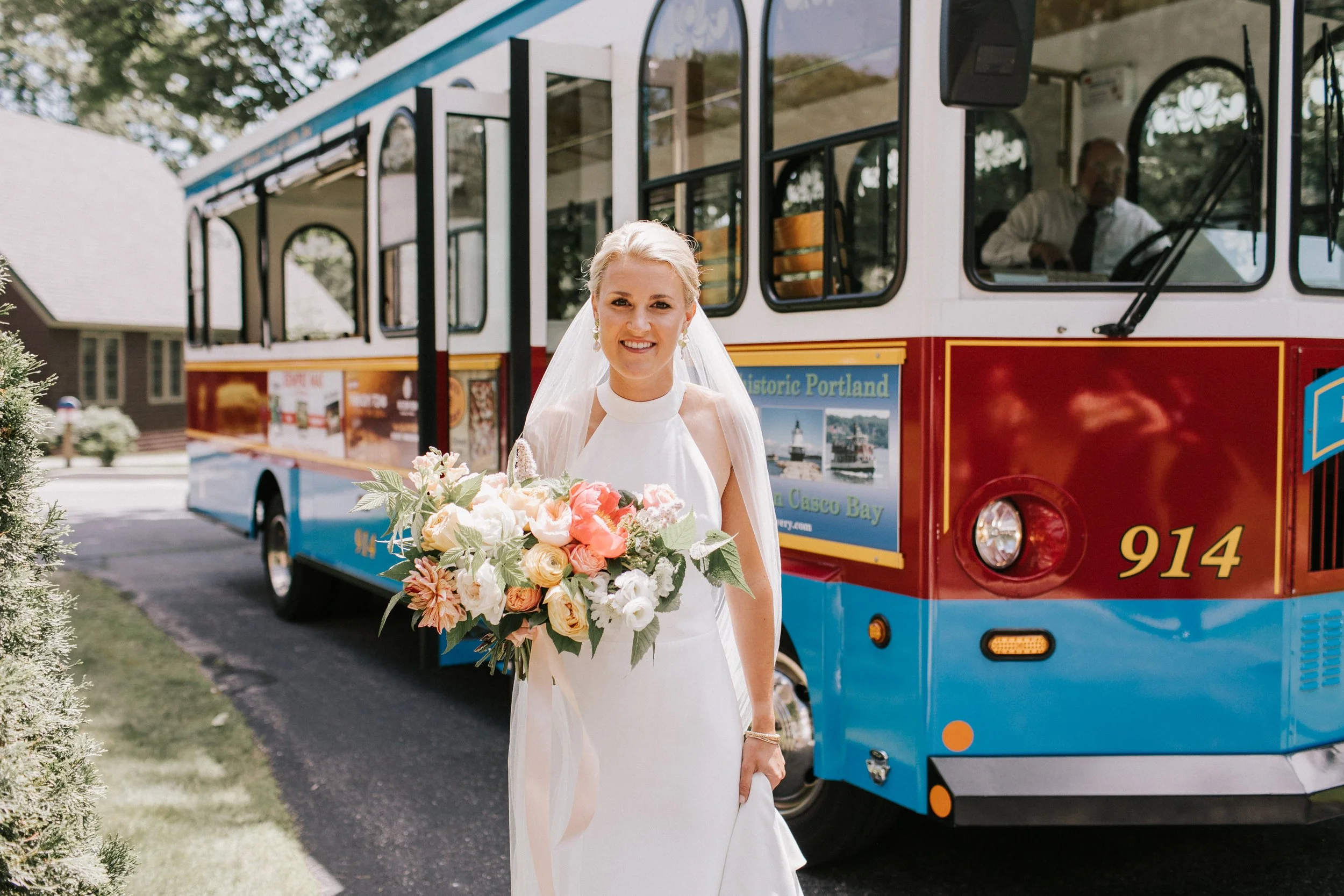 A FAMILY AFFAIR MAINE HOUSE ISLAND WEDDING (28).jpg