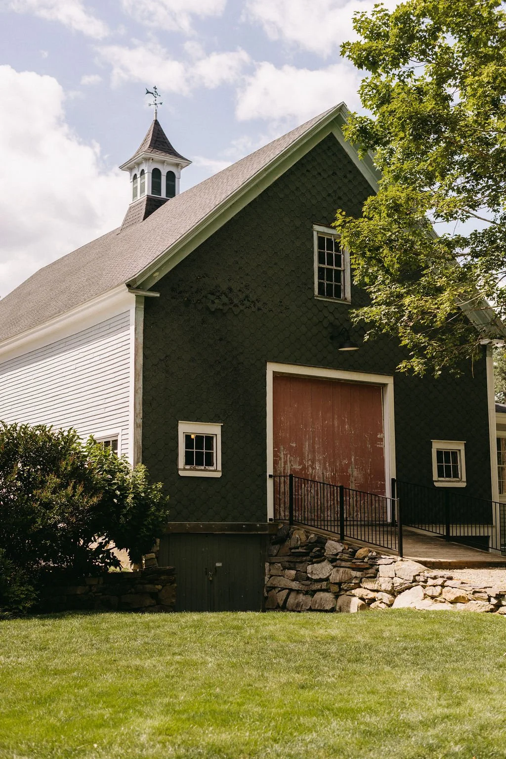 A FAMILY AFFAIR MAINE WALNUT HILL WEDDING (27).jpg