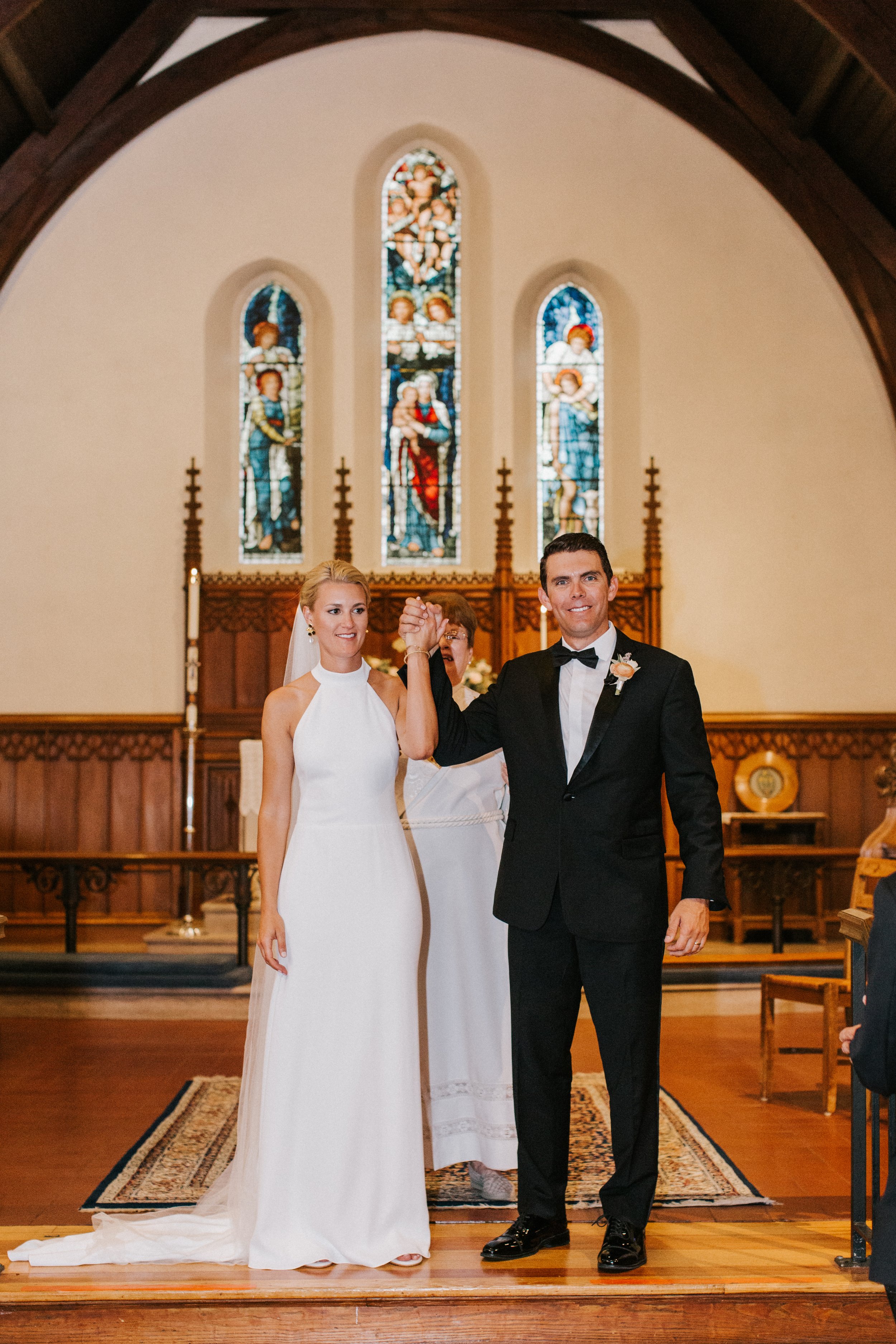 A FAMILY AFFAIR MAINE HOUSE ISLAND WEDDING (2).jpg