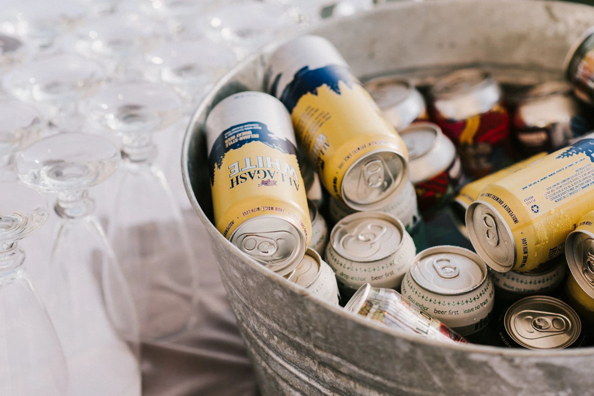 A FAMILY AFFAIR MAINE HOUSE ISLAND WEDDING (10).jpg