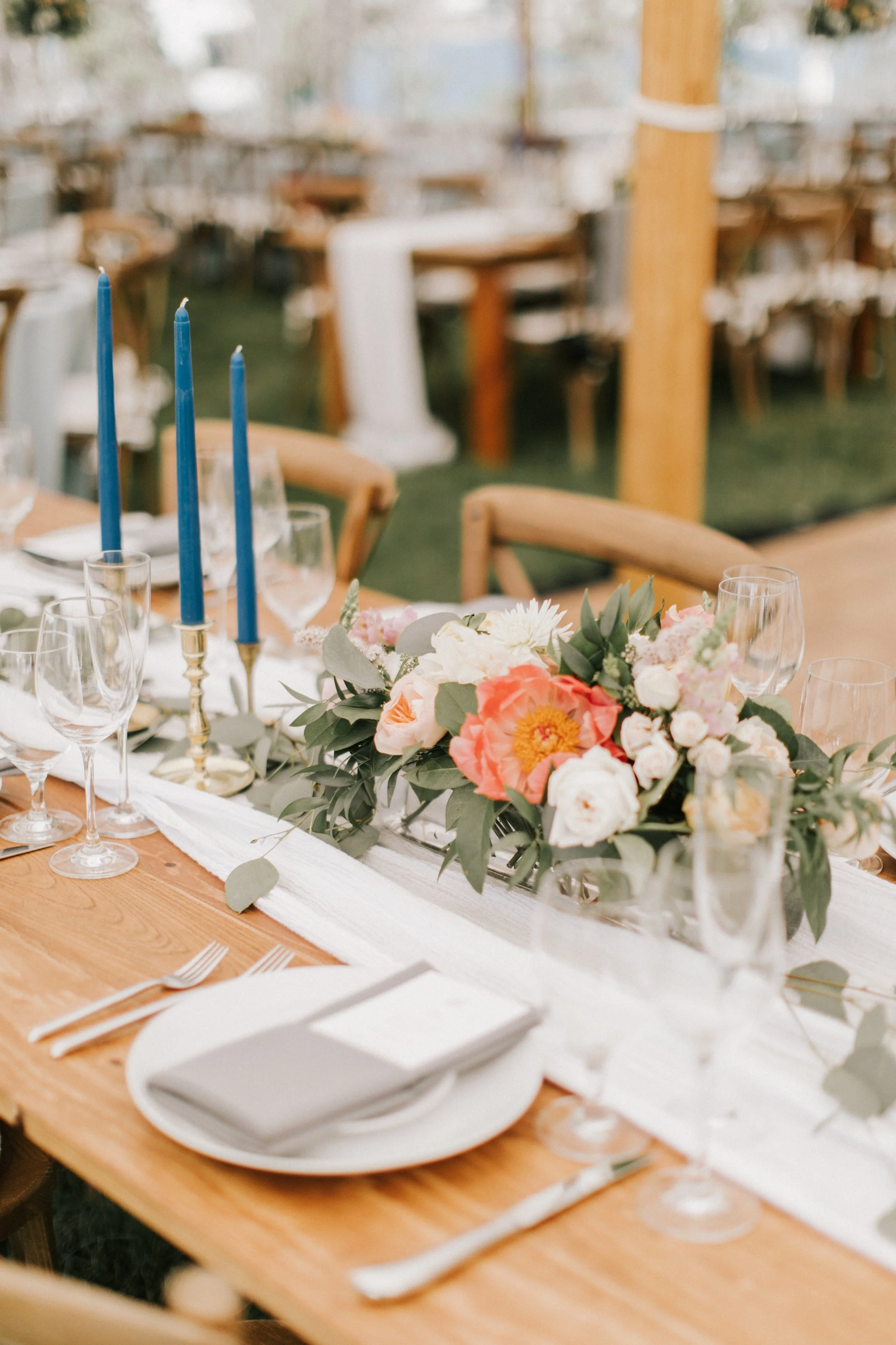 A FAMILY AFFAIR MAINE HOUSE ISLAND WEDDING (19).jpg