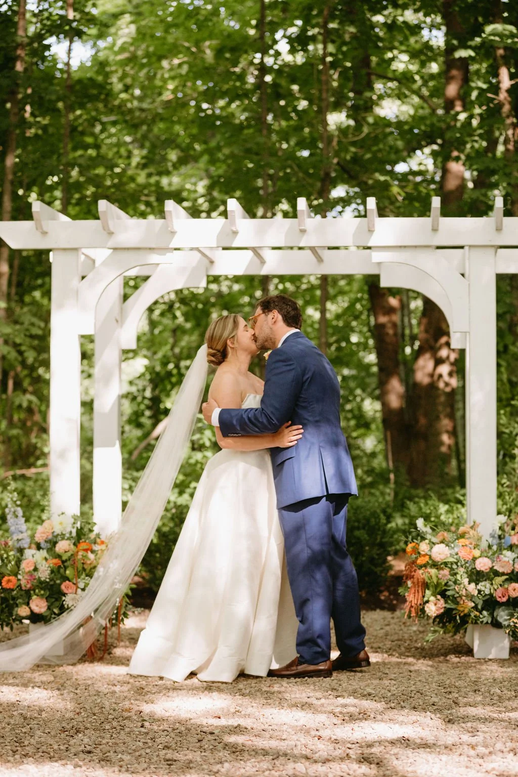 A FAMILY AFFAIR MAINE WALNUT HILL WEDDING (25).jpg