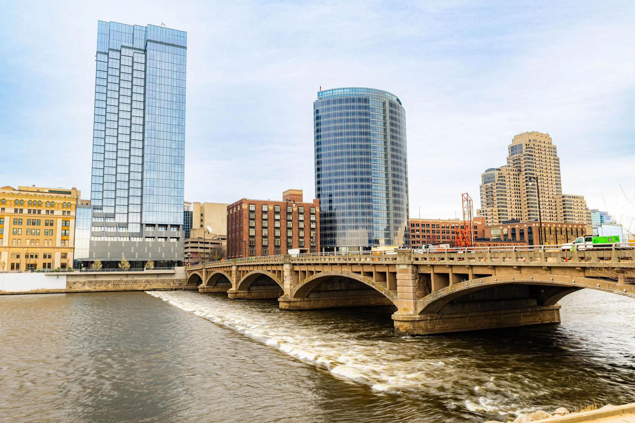 Grand Rapids Downtown with River