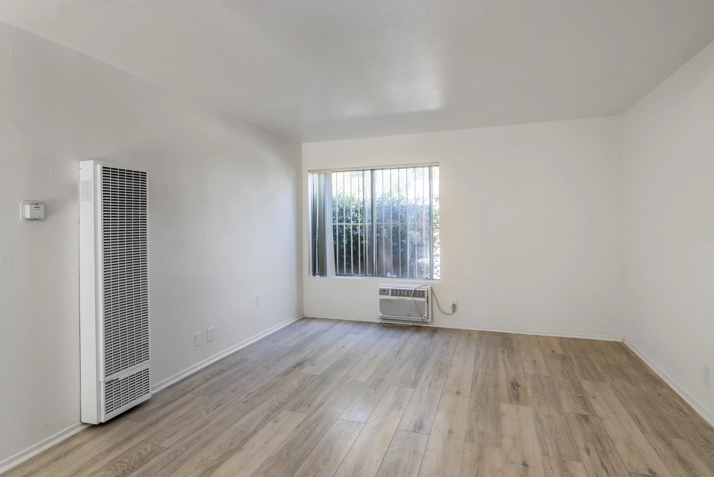 819-wright-ave-old-pasadena-interior-by-jake-plewa.jpeg